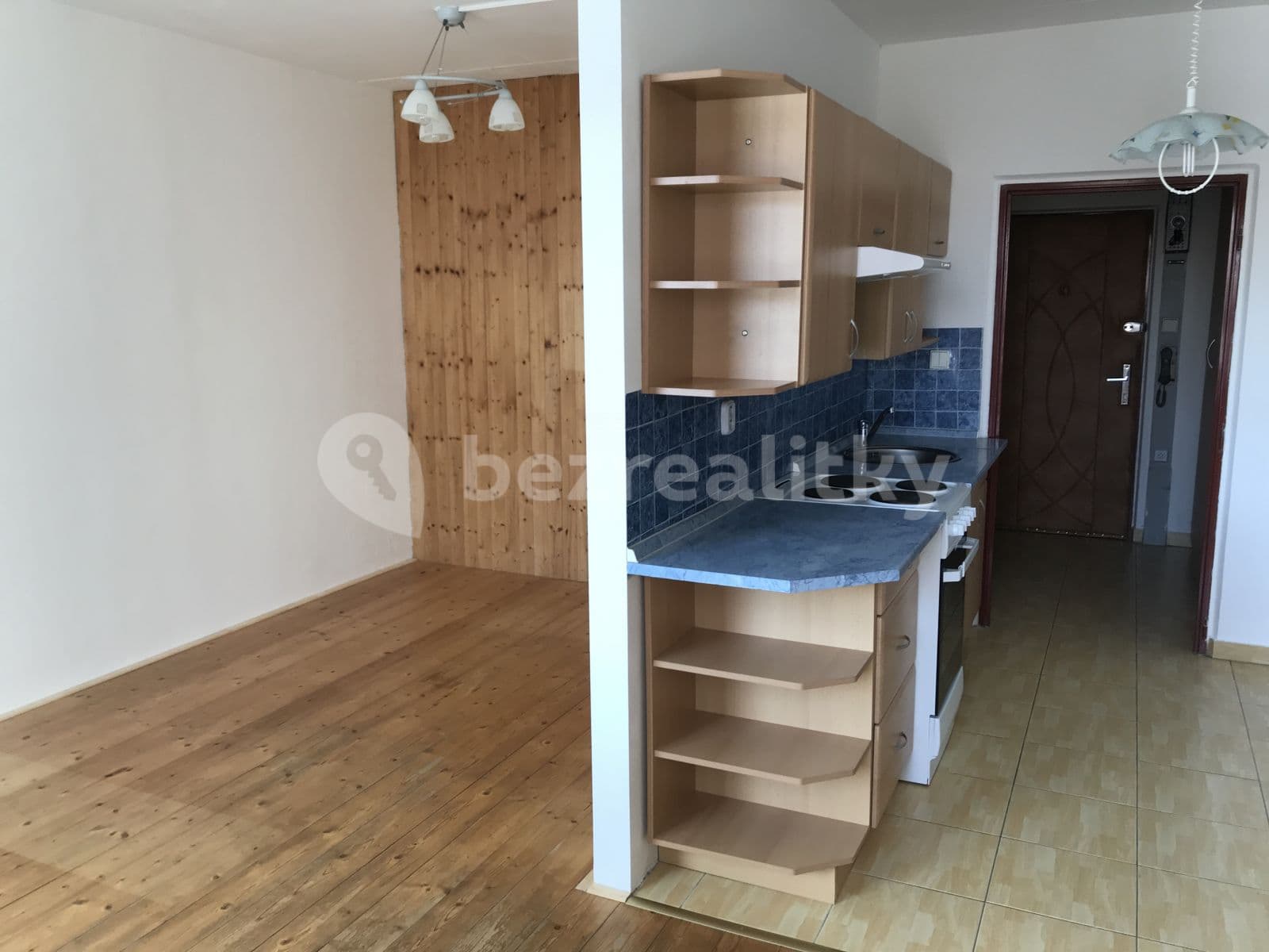 Studio flat to rent, 30 m², Krašovská, Plzeň, Plzeňský Region Studio flat to rent, 30 m², Krašovská, Plzeň, Plzeňský Region