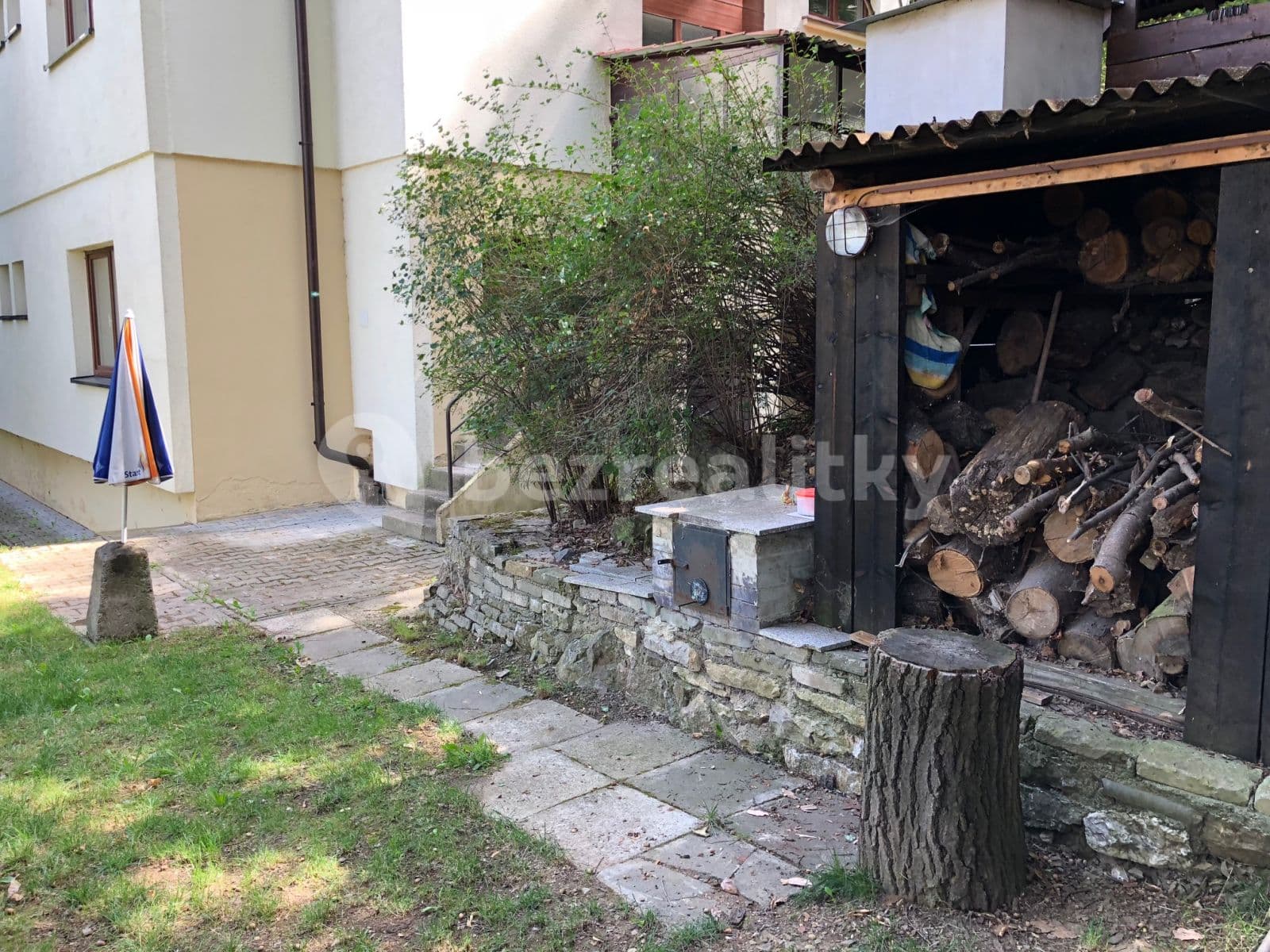 Small studio flat to rent, 14 m², Pod Kesnerkou, Prague, Prague Small studio flat to rent, 14 m², Pod Kesnerkou, Prague, Prague