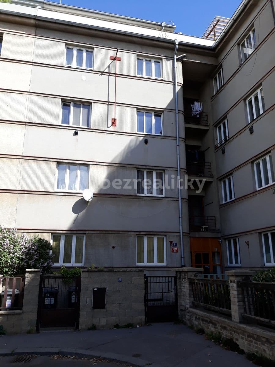 Small studio flat to rent, 32 m², V Zálomu, Prague, Prague Small studio flat to rent, 32 m², V Zálomu, Prague, Prague