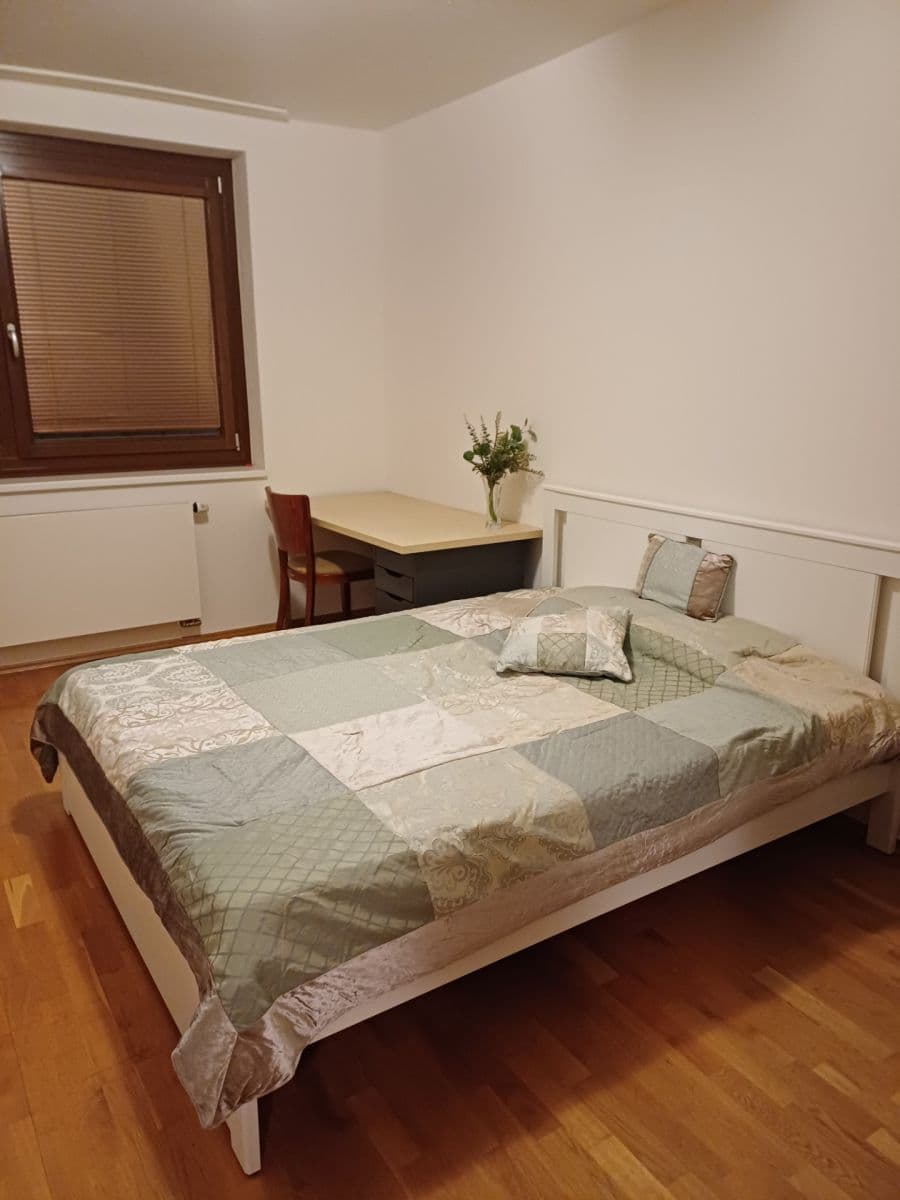 1 bedroom with open-plan kitchen flat to rent, 54 m², Osadní, Prague, Prague 1 bedroom with open-plan kitchen flat to rent, 54 m², Osadní, Prague, Prague