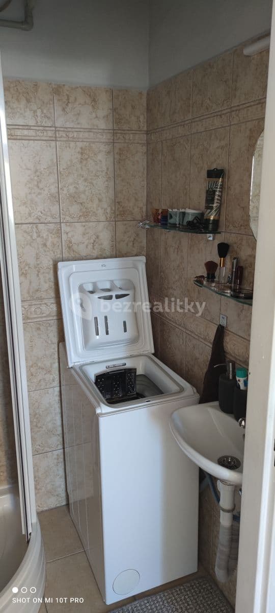 1 bedroom with open-plan kitchen flat to rent, 48 m², Doktorky Milady Horákové, Poděbrady, Středočeský Region 1 bedroom with open-plan kitchen flat to rent, 48 m², Doktorky Milady Horákové, Poděbrady, Středočeský Region