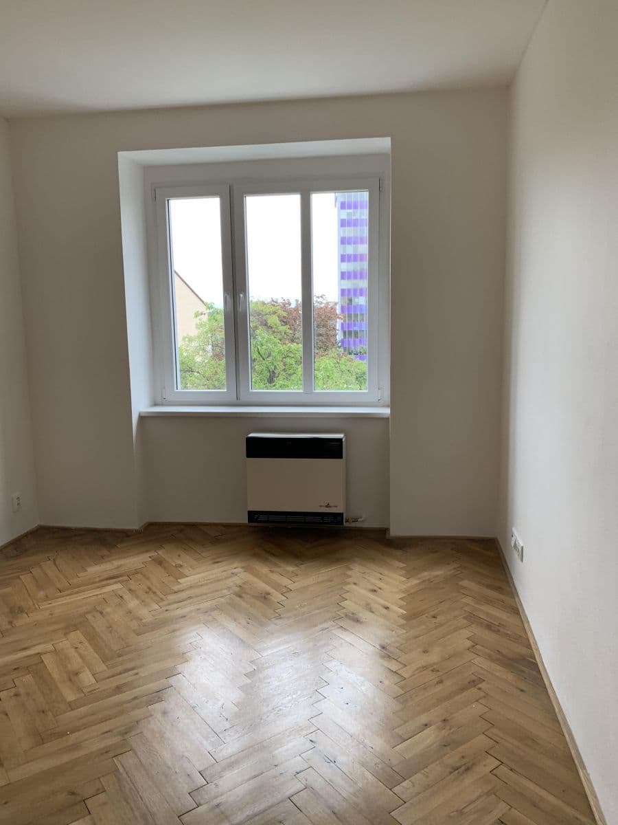 2 bedroom flat to rent, 50 m², 28. pluku, Prague, Prague 2 bedroom flat to rent, 50 m², 28. pluku, Prague, Prague