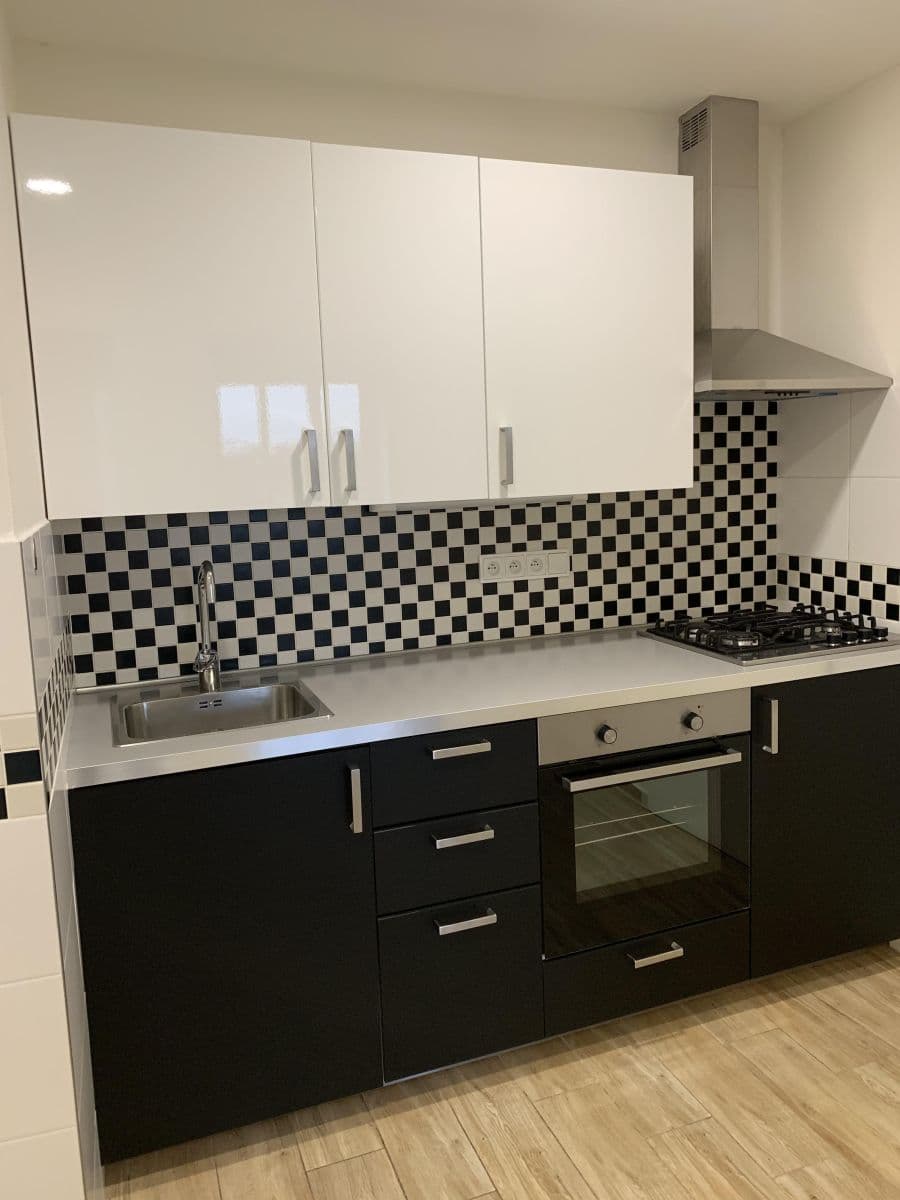 2 bedroom flat to rent, 50 m², 28. pluku, Prague, Prague 2 bedroom flat to rent, 50 m², 28. pluku, Prague, Prague