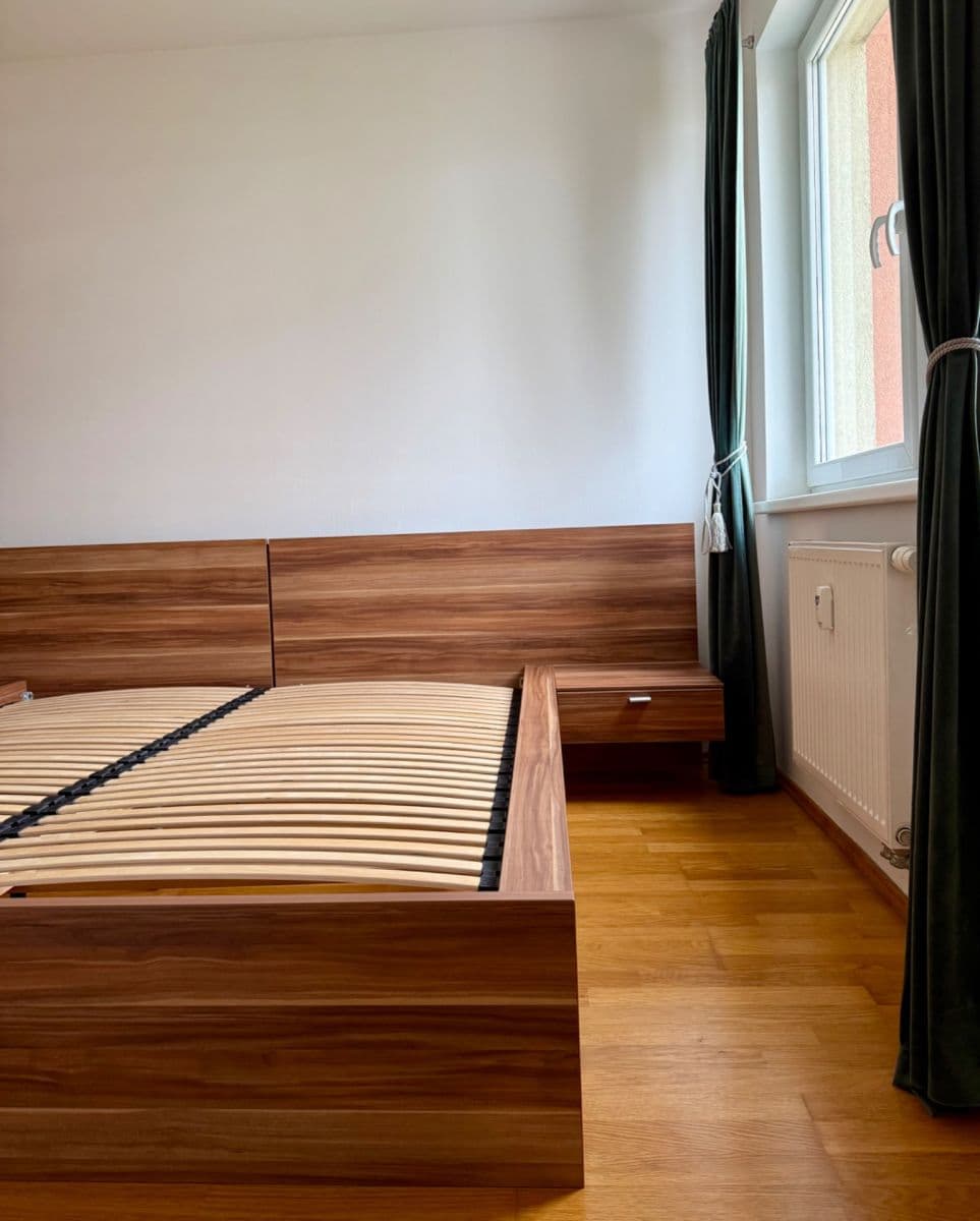 1 bedroom with open-plan kitchen flat to rent, 50 m², Tupolevova, Prague, Prague 1 bedroom with open-plan kitchen flat to rent, 50 m², Tupolevova, Prague, Prague