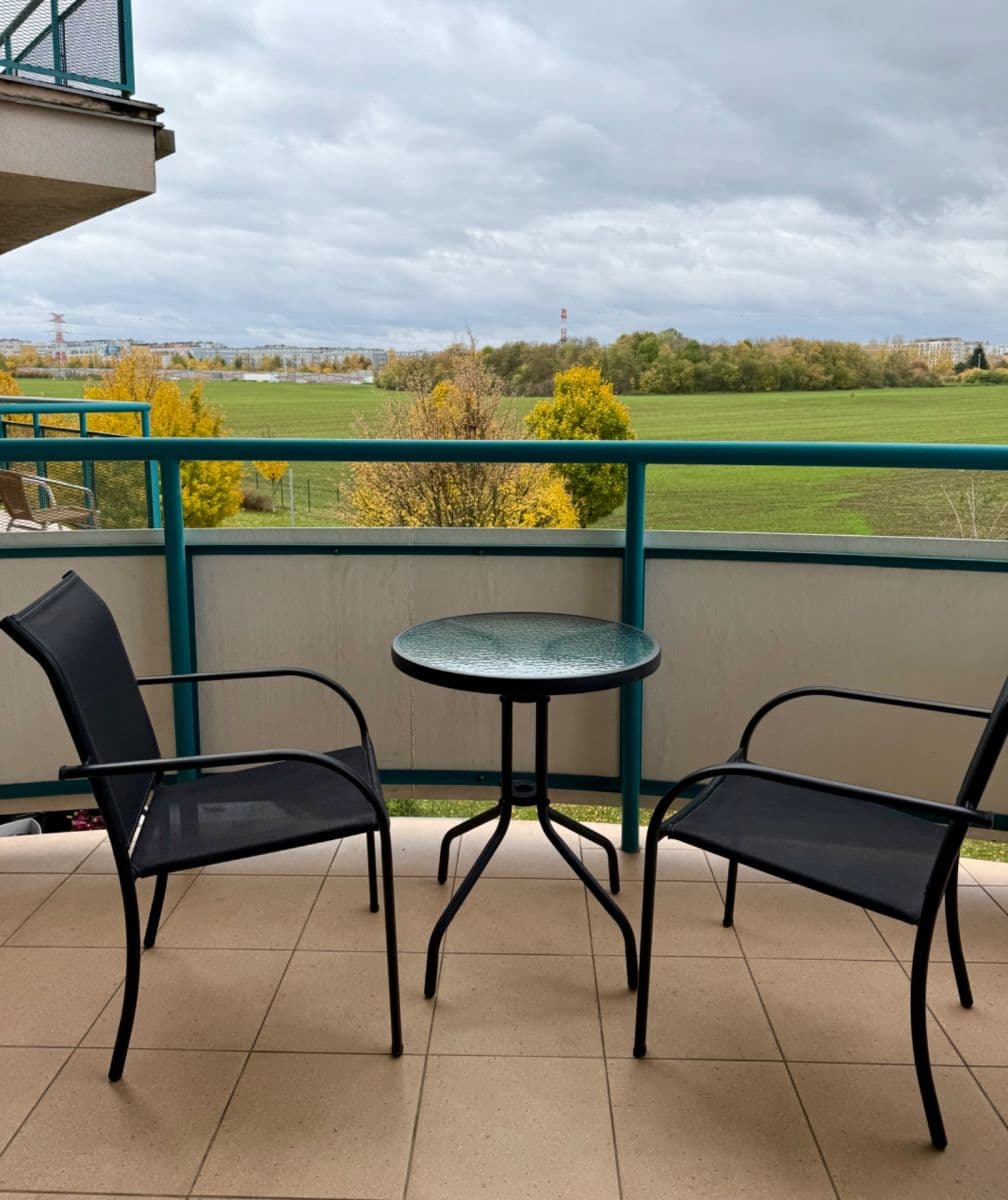 1 bedroom with open-plan kitchen flat to rent, 50 m², Tupolevova, Prague, Prague 1 bedroom with open-plan kitchen flat to rent, 50 m², Tupolevova, Prague, Prague