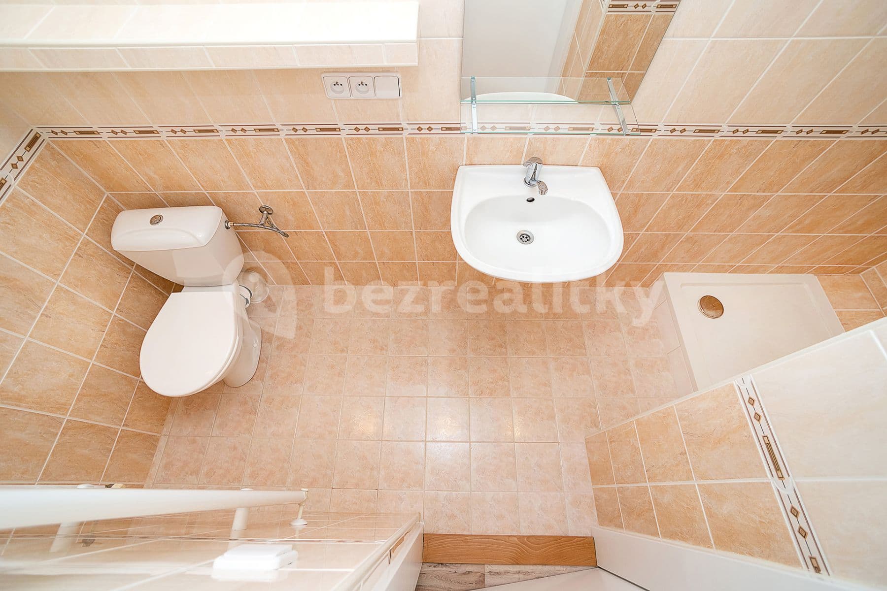 1 bedroom with open-plan kitchen flat to rent, 36 m², Boleslavova, Prague, Prague 1 bedroom with open-plan kitchen flat to rent, 36 m², Boleslavova, Prague, Prague