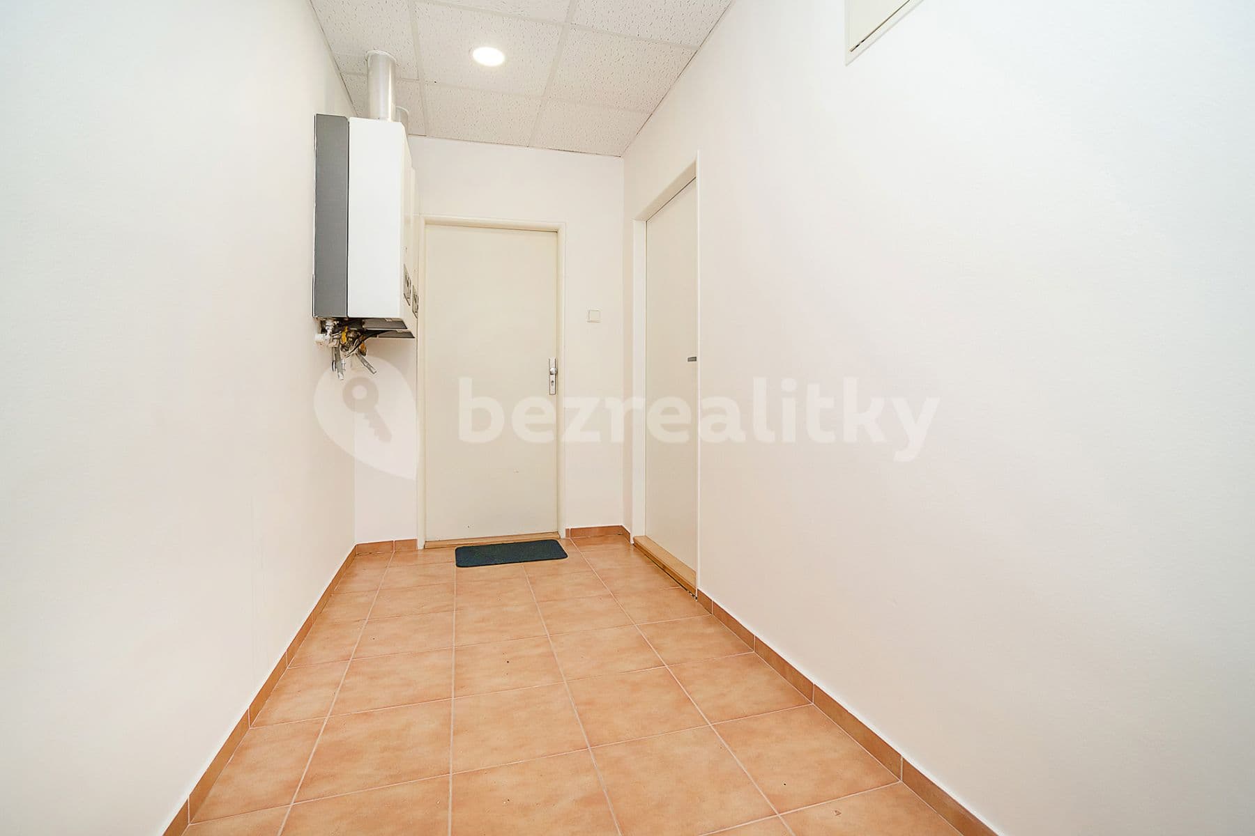 1 bedroom with open-plan kitchen flat to rent, 36 m², Boleslavova, Prague, Prague 1 bedroom with open-plan kitchen flat to rent, 36 m², Boleslavova, Prague, Prague