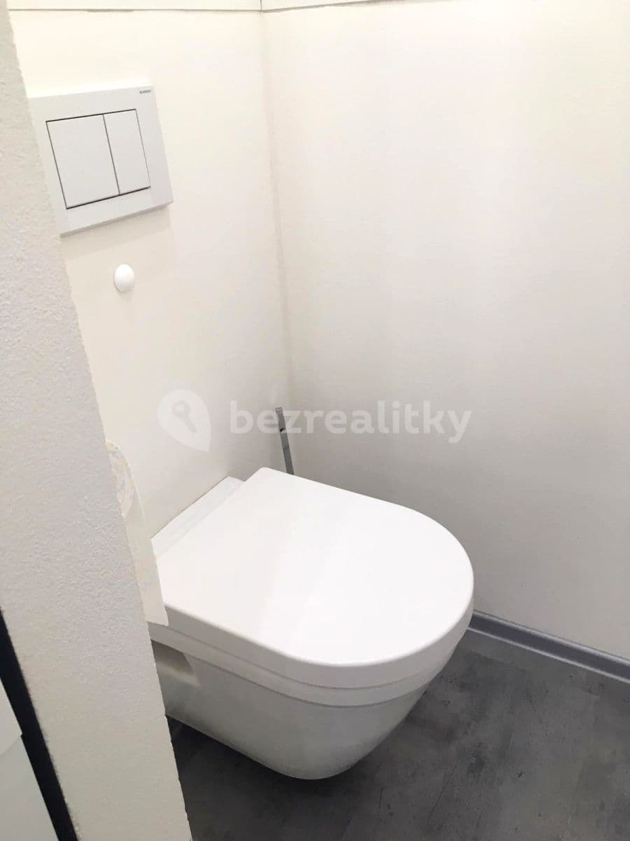 Studio flat to rent, 31 m², Tobrucká, Prague, Prague Studio flat to rent, 31 m², Tobrucká, Prague, Prague