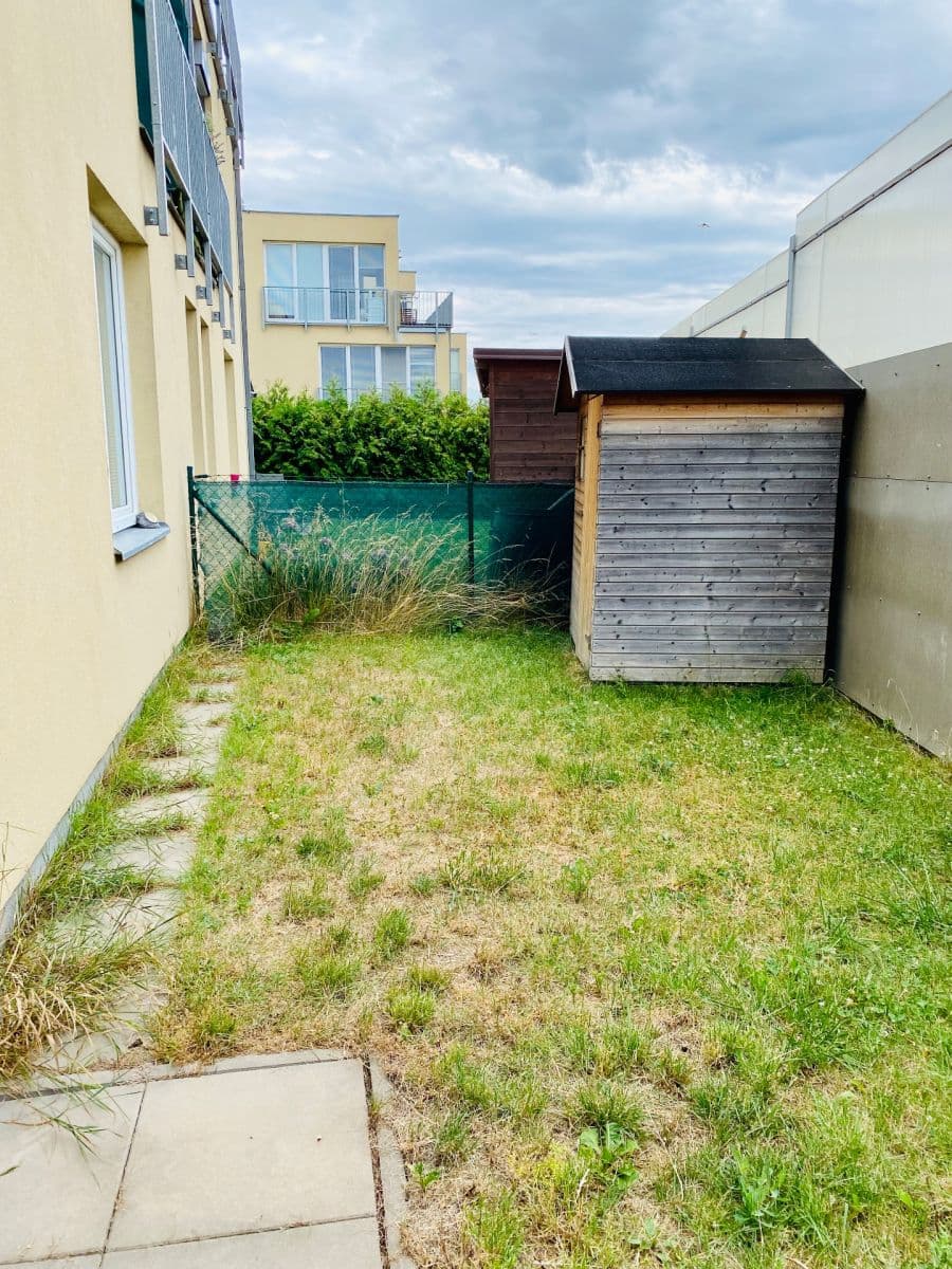 1 bedroom with open-plan kitchen flat to rent, 57 m², Pod Formankou, Prague, Prague 1 bedroom with open-plan kitchen flat to rent, 57 m², Pod Formankou, Prague, Prague