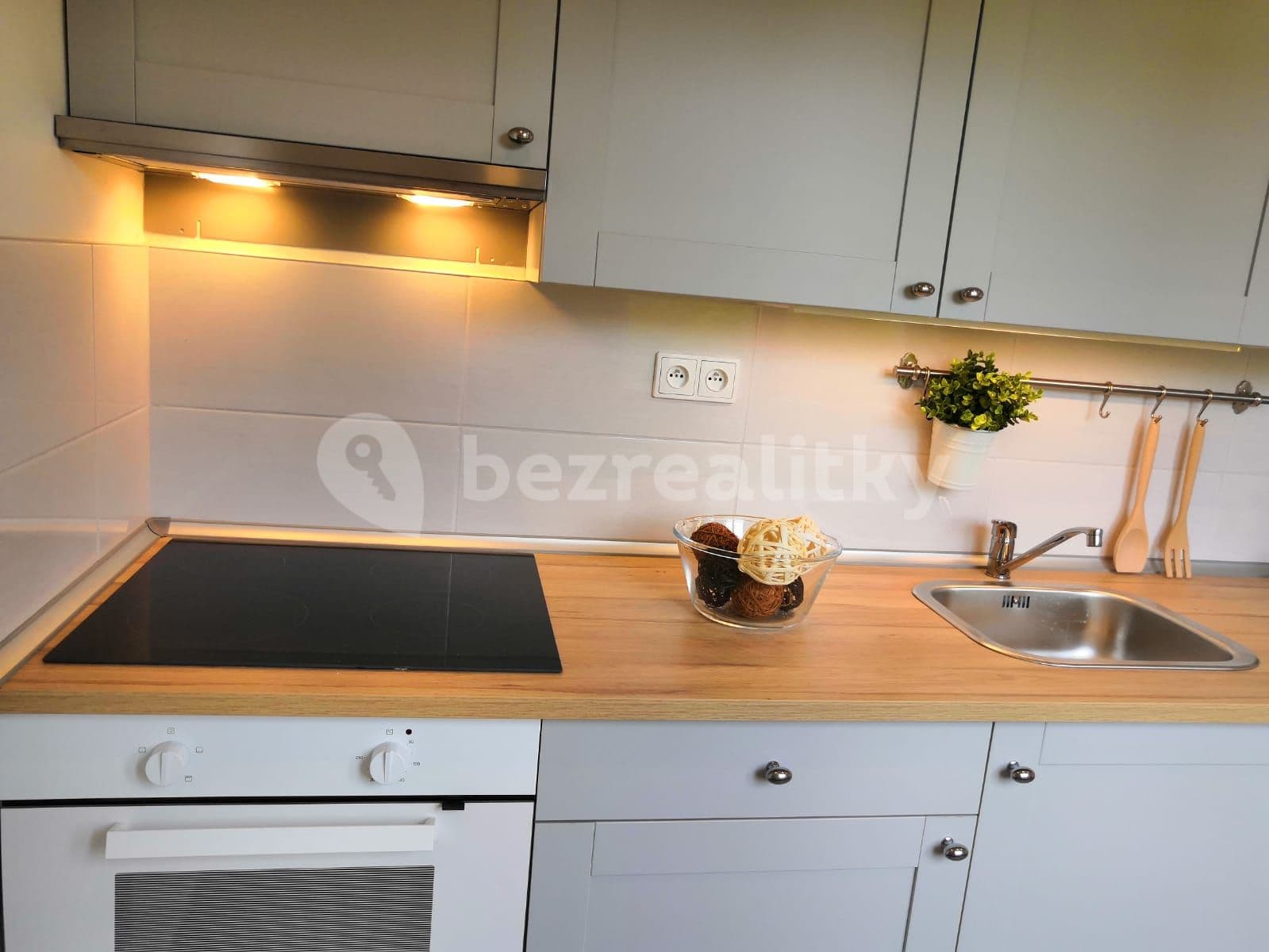 3 bedroom flat to rent, 68 m², Provaznická, Ostrava, Moravskoslezský Region 3 bedroom flat to rent, 68 m², Provaznická, Ostrava, Moravskoslezský Region