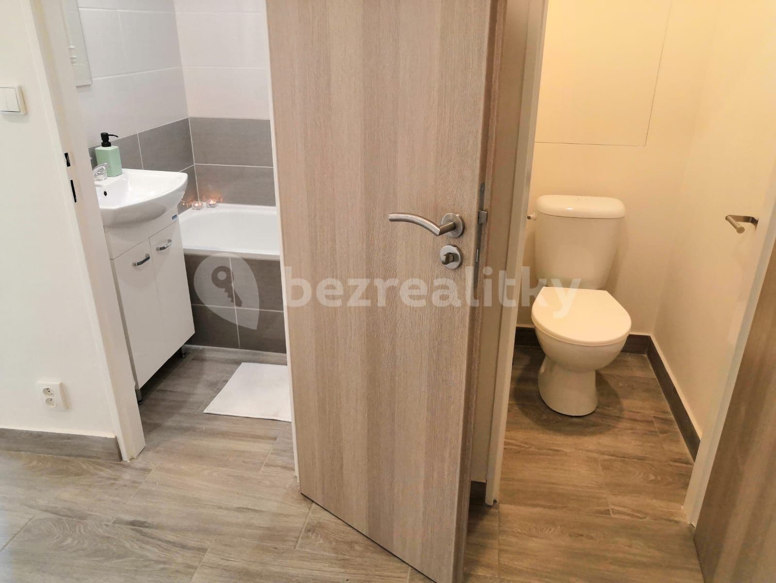 3 bedroom flat to rent, 68 m², Provaznická, Ostrava, Moravskoslezský Region 3 bedroom flat to rent, 68 m², Provaznická, Ostrava, Moravskoslezský Region