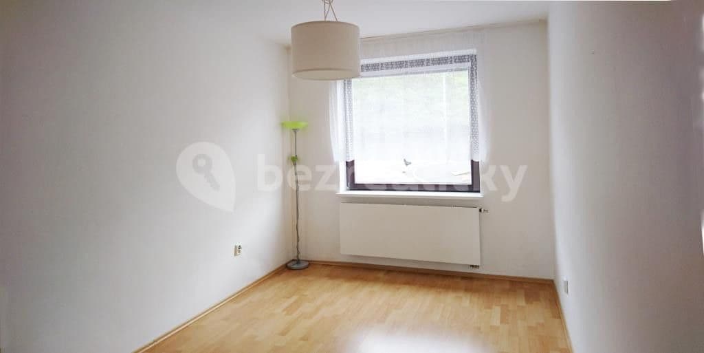 3 bedroom with open-plan kitchen flat to rent, 80 m², Pod Fialkou, Prague, Prague 3 bedroom with open-plan kitchen flat to rent, 80 m², Pod Fialkou, Prague, Prague