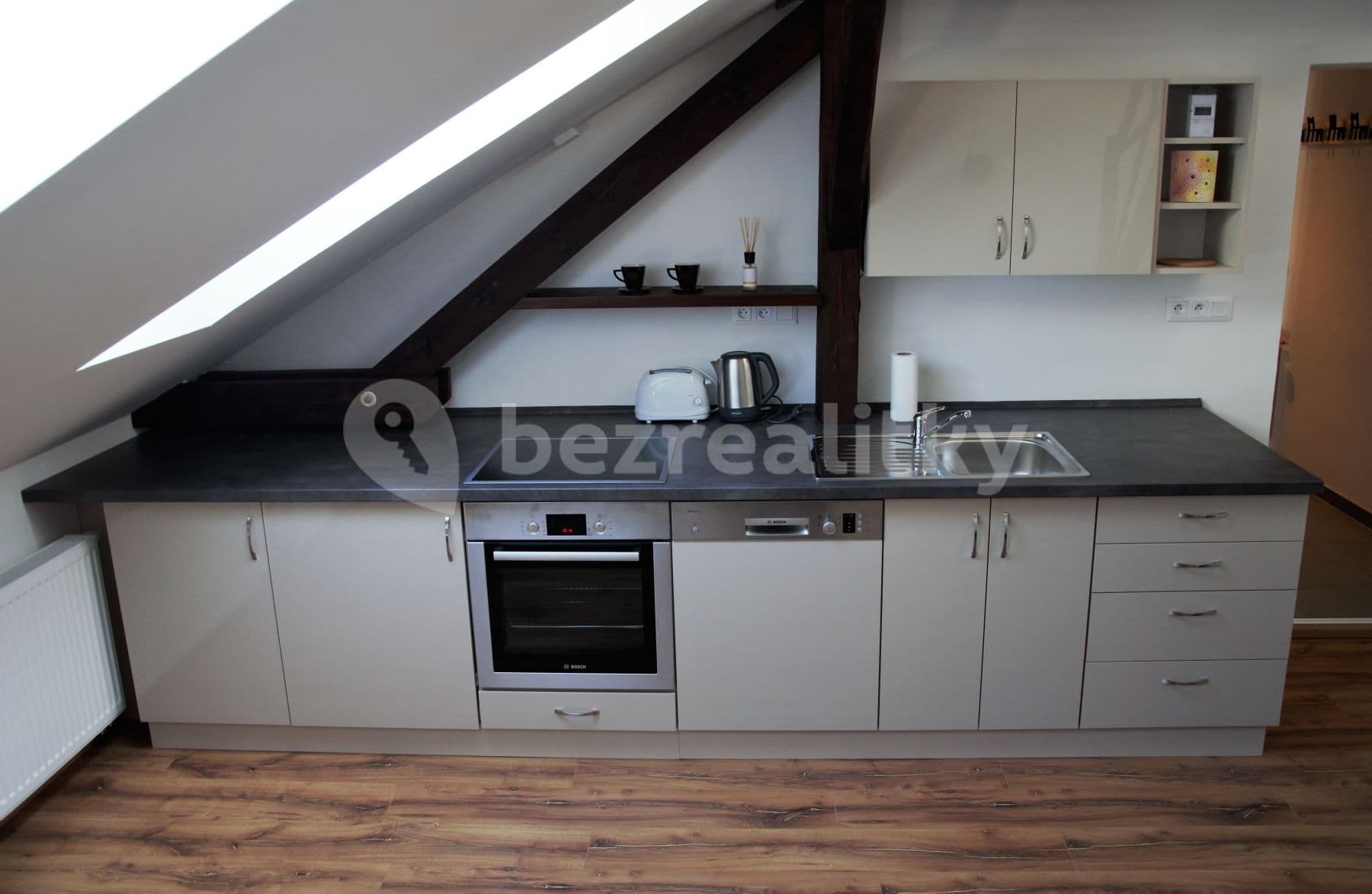 1 bedroom with open-plan kitchen flat to rent, 41 m², Merhautova, Brno, Jihomoravský Region 1 bedroom with open-plan kitchen flat to rent, 41 m², Merhautova, Brno, Jihomoravský Region