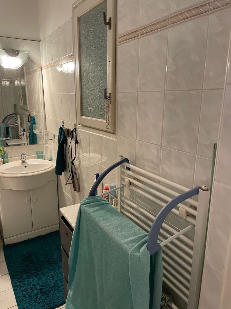 Small studio flat to rent, 27 m², Myslbekova, Prague, Prague Small studio flat to rent, 27 m², Myslbekova, Prague, Prague