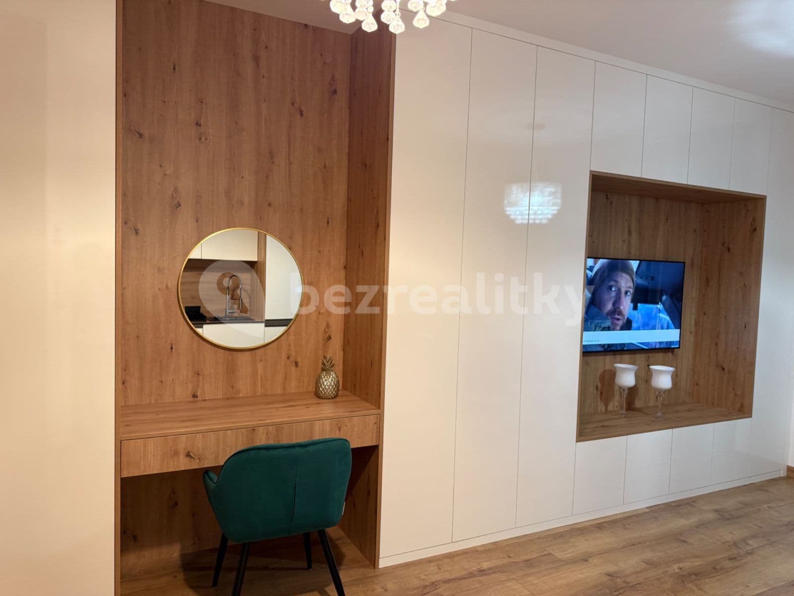 Studio flat to rent, 34 m², Walterovo náměstí, Prague, Prague Studio flat to rent, 34 m², Walterovo náměstí, Prague, Prague