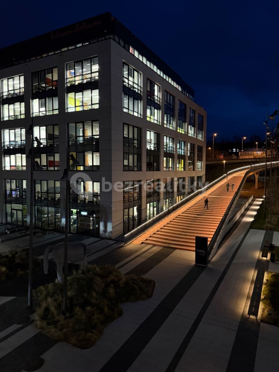 Studio flat to rent, 34 m², Walterovo náměstí, Prague, Prague Studio flat to rent, 34 m², Walterovo náměstí, Prague, Prague