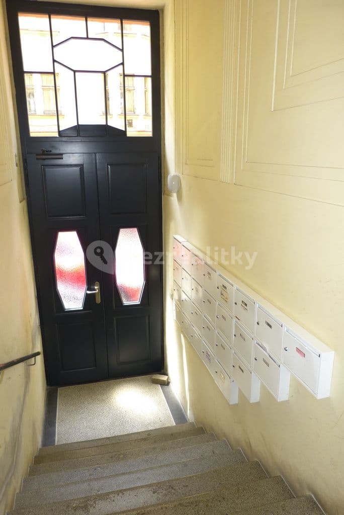 1 bedroom with open-plan kitchen flat to rent, 52 m², Orelská, Prague, Prague 1 bedroom with open-plan kitchen flat to rent, 52 m², Orelská, Prague, Prague