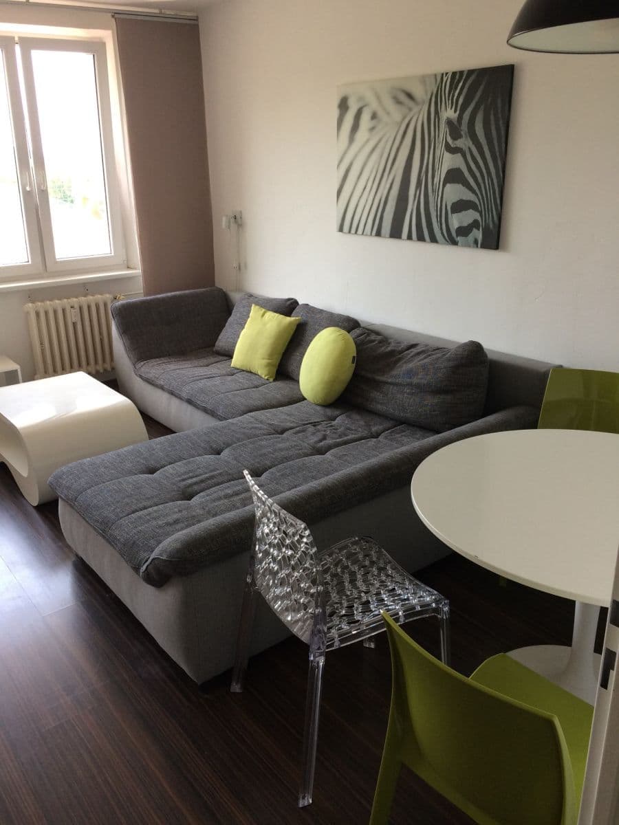 3 bedroom flat to rent, 74 m², Lindavská, Prague, Prague 3 bedroom flat to rent, 74 m², Lindavská, Prague, Prague