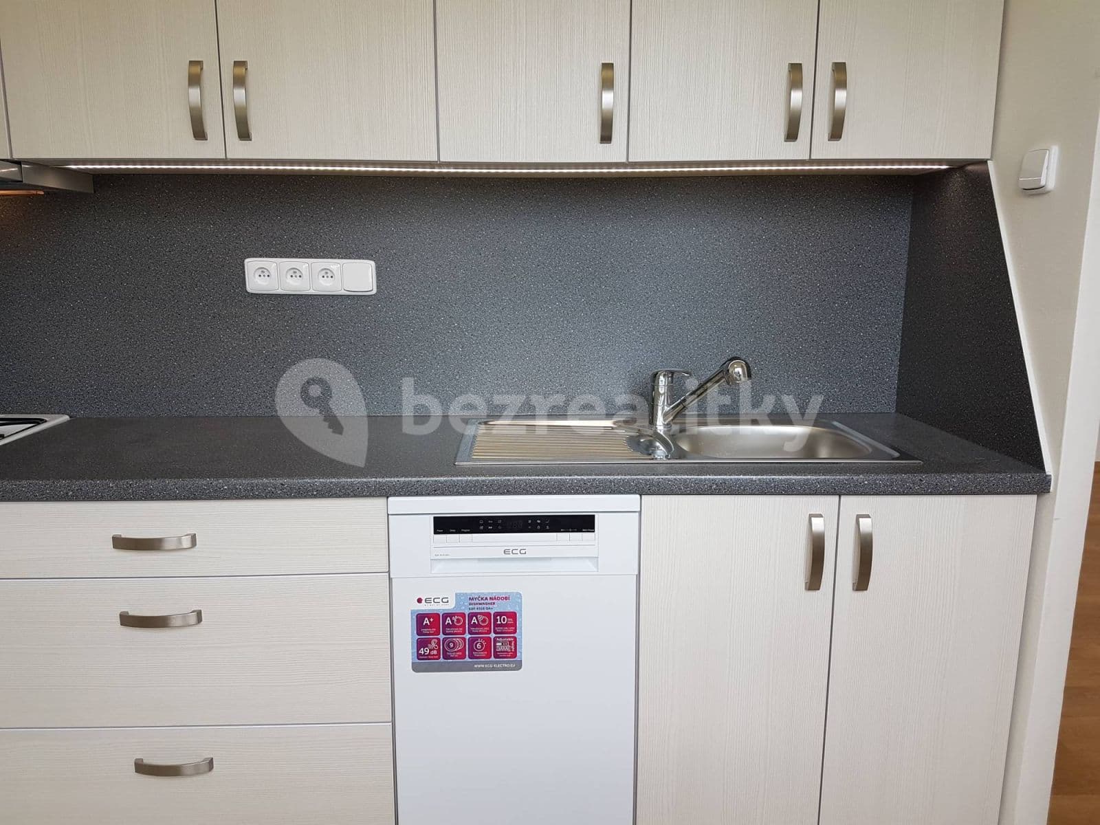 1 bedroom flat to rent, 32 m², Tyršova, Kolín, Středočeský Region 1 bedroom flat to rent, 32 m², Tyršova, Kolín, Středočeský Region