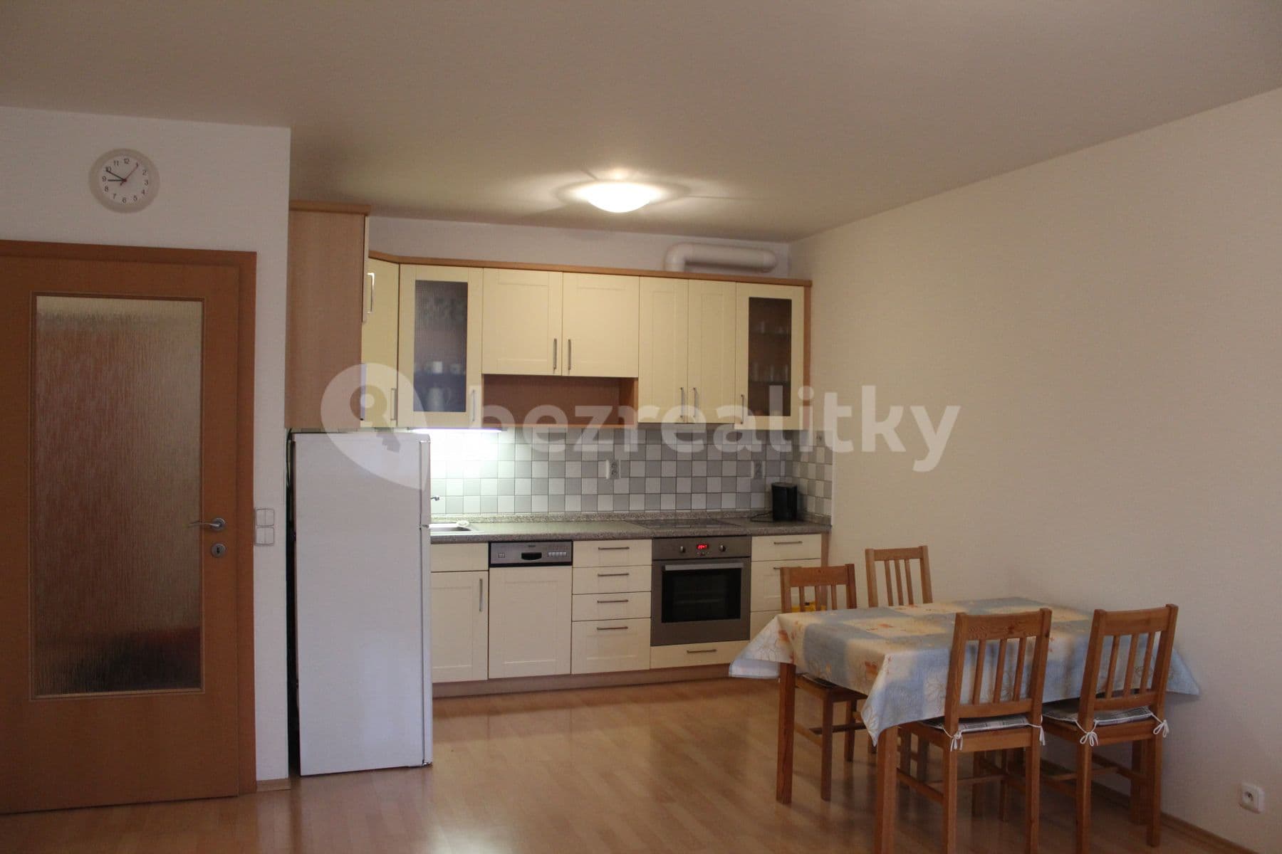 1 bedroom with open-plan kitchen flat to rent, 62 m², Nová kolonie, Prague, Prague 1 bedroom with open-plan kitchen flat to rent, 62 m², Nová kolonie, Prague, Prague