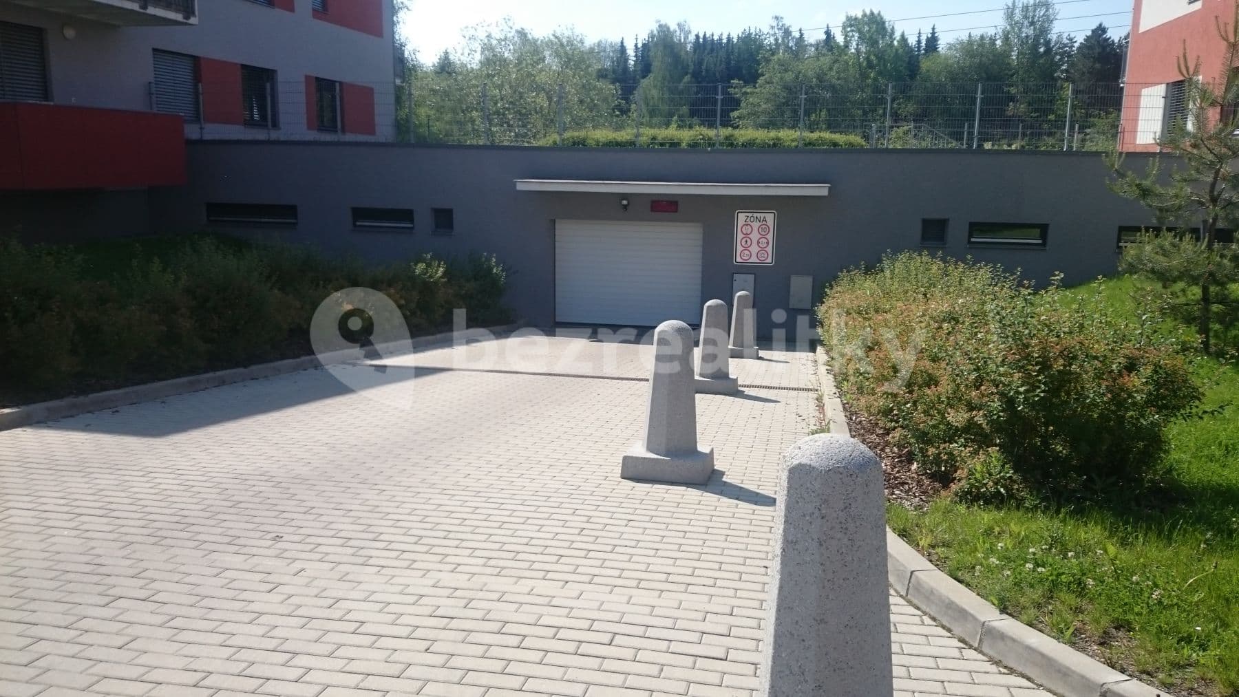 garage to rent, 13 m², Loosova, Prague, Prague garage to rent, 13 m², Loosova, Prague, Prague