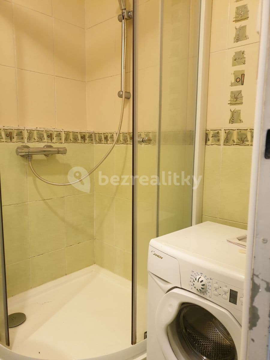 3 bedroom flat to rent, 70 m², Poznaňská, Brno, Jihomoravský Region 3 bedroom flat to rent, 70 m², Poznaňská, Brno, Jihomoravský Region