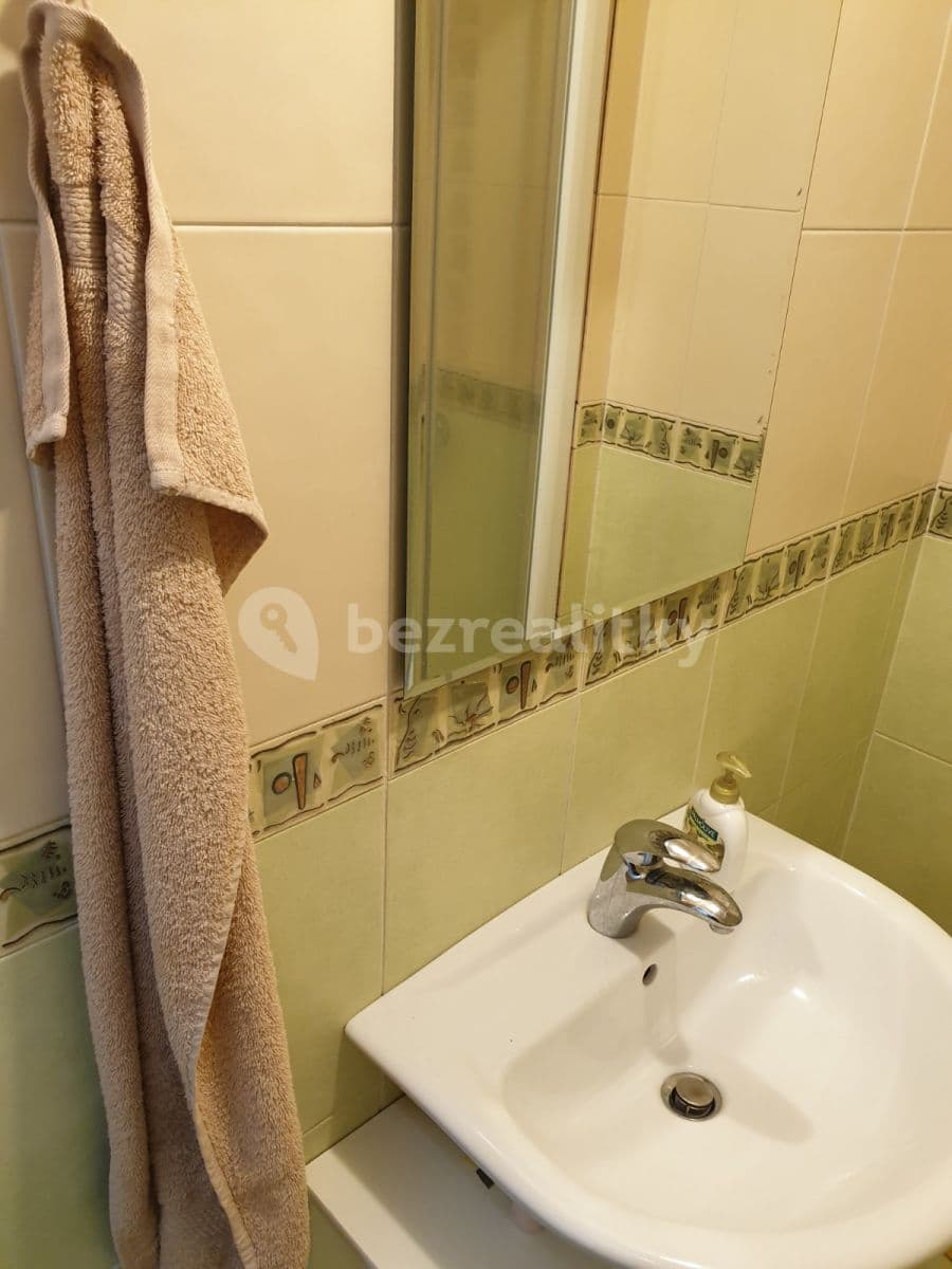 3 bedroom flat to rent, 70 m², Poznaňská, Brno, Jihomoravský Region 3 bedroom flat to rent, 70 m², Poznaňská, Brno, Jihomoravský Region