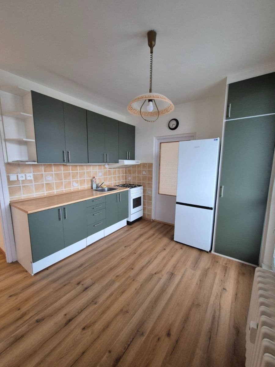 3 bedroom flat to rent, 70 m², Poznaňská, Brno, Jihomoravský Region 3 bedroom flat to rent, 70 m², Poznaňská, Brno, Jihomoravský Region