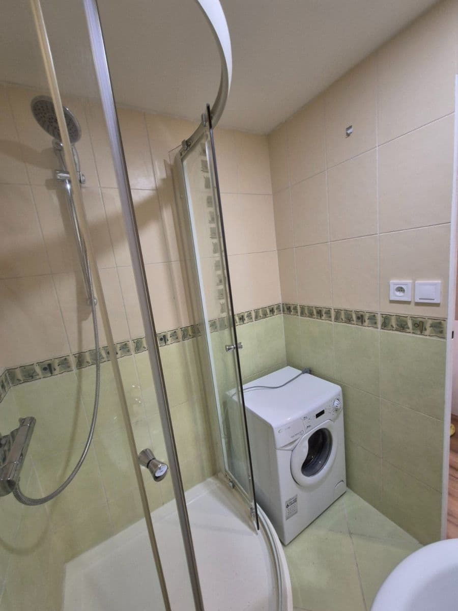 3 bedroom flat to rent, 70 m², Poznaňská, Brno, Jihomoravský Region 3 bedroom flat to rent, 70 m², Poznaňská, Brno, Jihomoravský Region