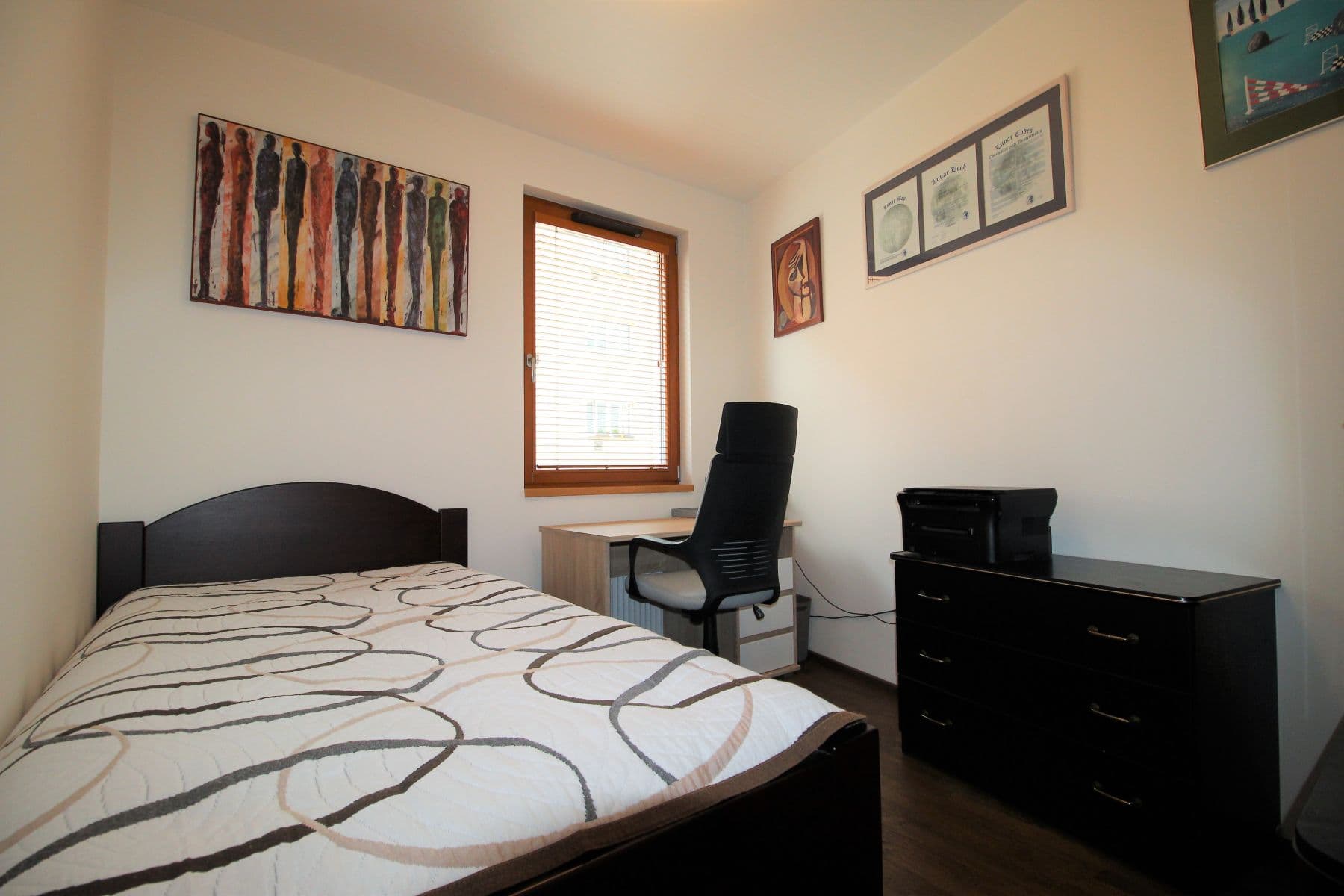 4 bedroom with open-plan kitchen flat to rent, 150 m², U Hranic, Prague, Prague 4 bedroom with open-plan kitchen flat to rent, 150 m², U Hranic, Prague, Prague