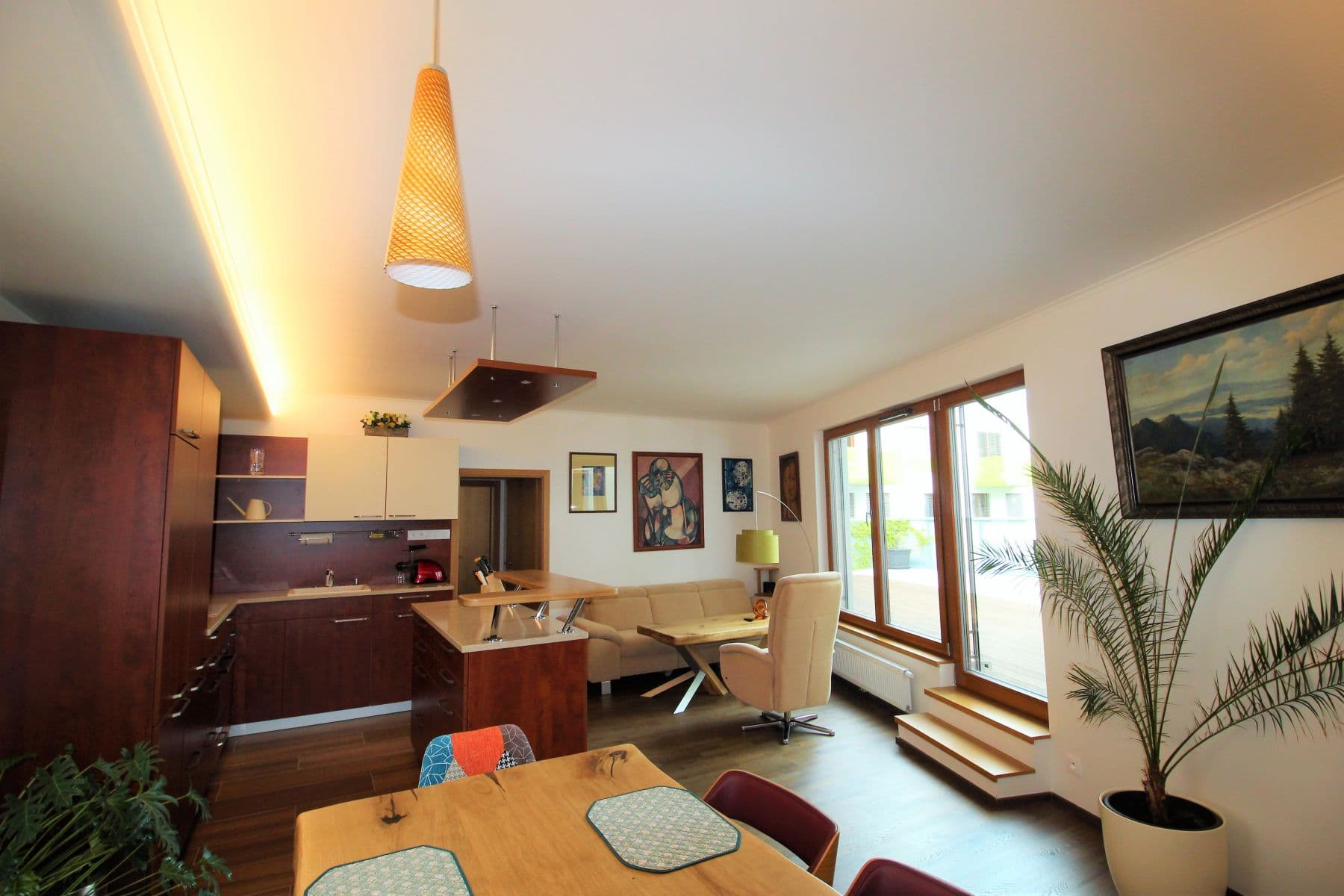 4 bedroom with open-plan kitchen flat to rent, 150 m², U Hranic, Prague, Prague 4 bedroom with open-plan kitchen flat to rent, 150 m², U Hranic, Prague, Prague