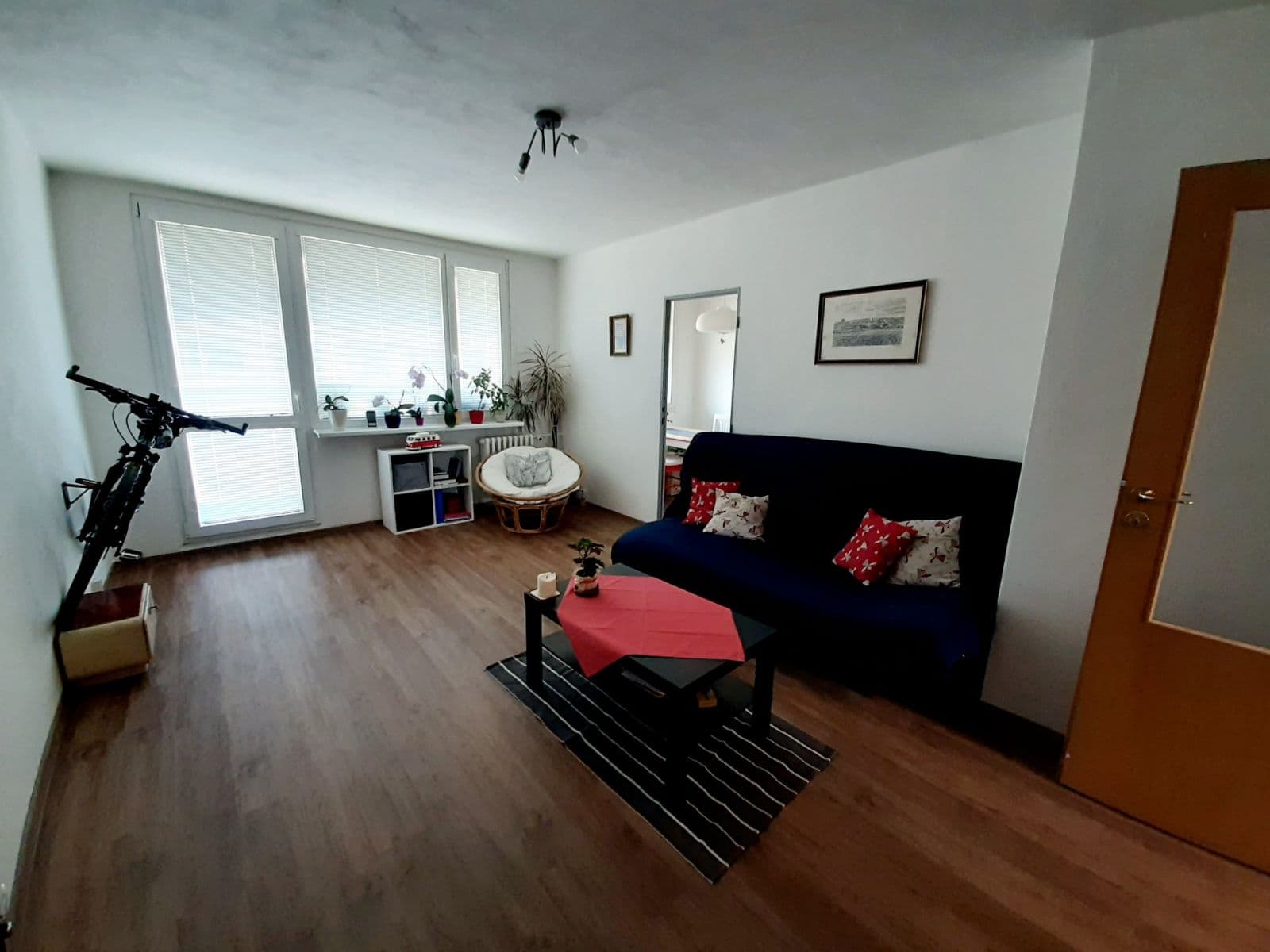 3 bedroom flat to rent, 76 m², Na Rovnosti, Prague, Prague 3 bedroom flat to rent, 76 m², Na Rovnosti, Prague, Prague