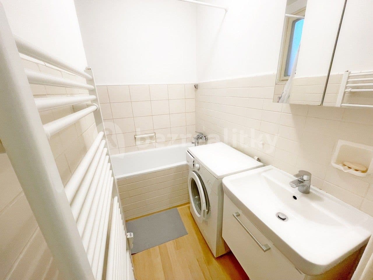 2 bedroom flat to rent, 47 m², Sokolovská, Prague, Prague 2 bedroom flat to rent, 47 m², Sokolovská, Prague, Prague