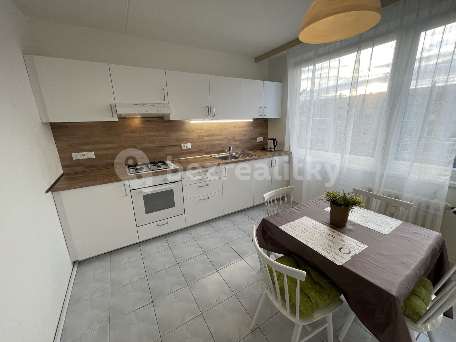 4 bedroom flat to rent, 83 m², Daňkova, Prague, Prague 4 bedroom flat to rent, 83 m², Daňkova, Prague, Prague