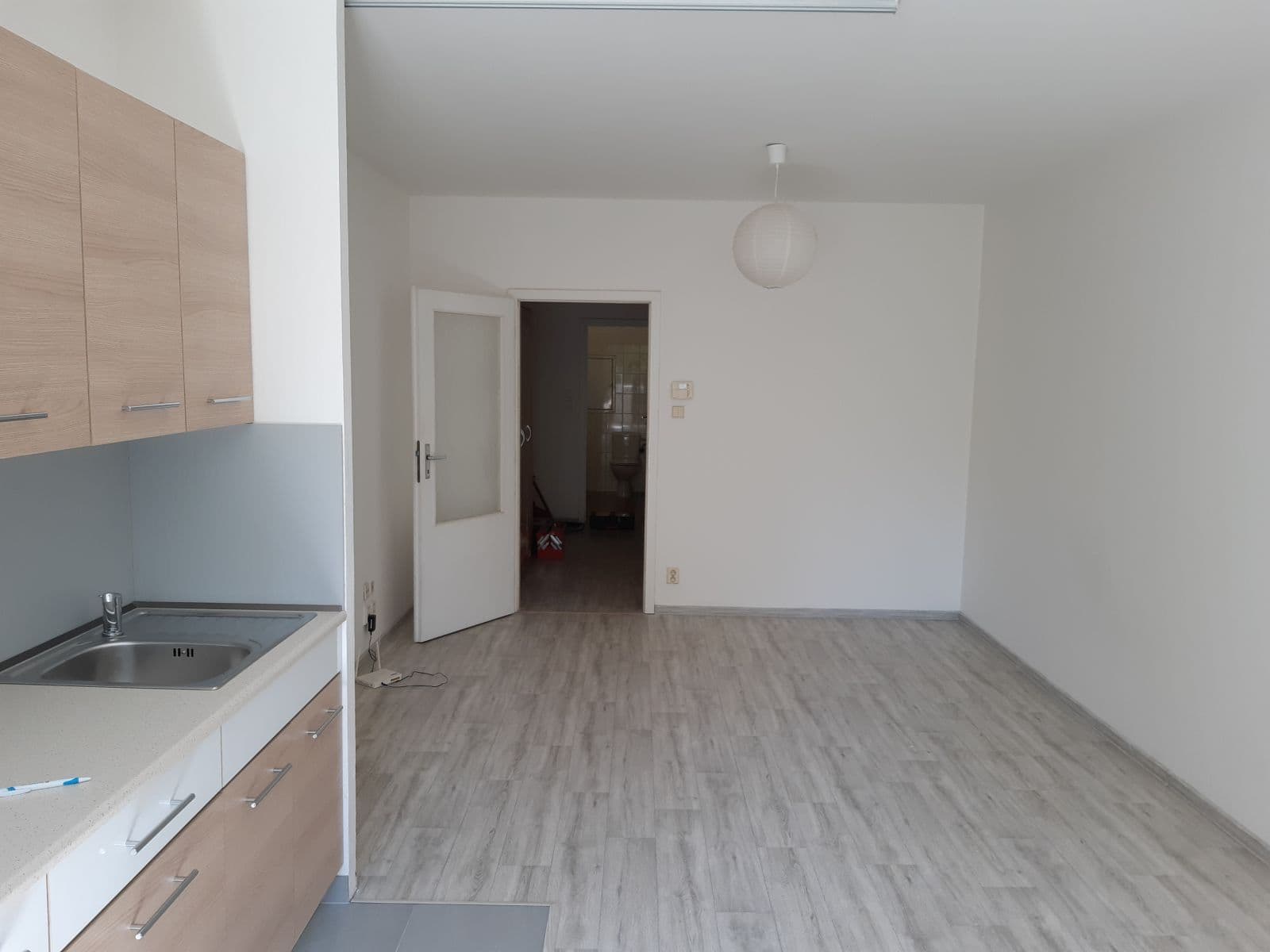 Studio flat to rent, 35 m², nábřeží Závodu míru, Pardubice, Pardubický Region Studio flat to rent, 35 m², nábřeží Závodu míru, Pardubice, Pardubický Region