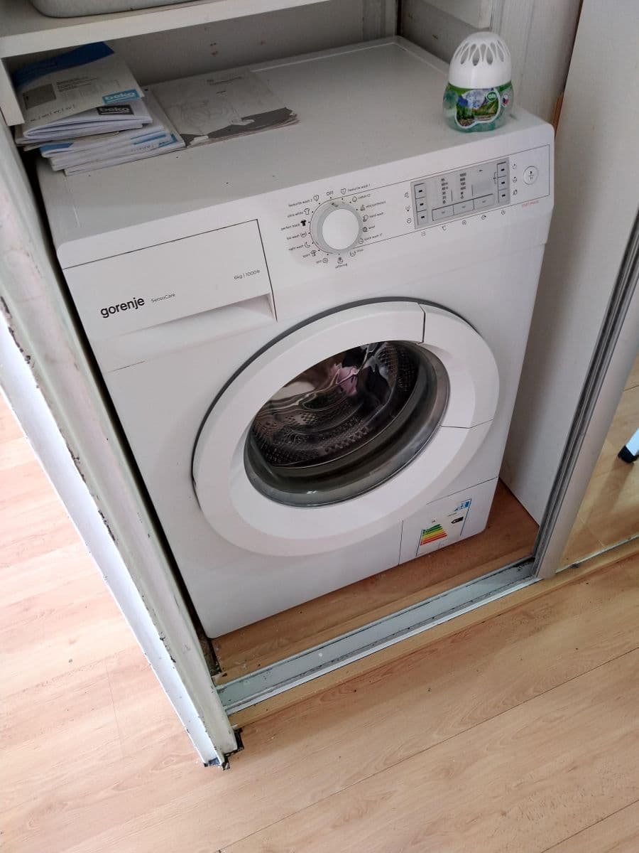 Small studio flat to rent, 30 m², třída Edvarda Beneše, Hradec Králové, Královéhradecký Region Small studio flat to rent, 30 m², třída Edvarda Beneše, Hradec Králové, Královéhradecký Region