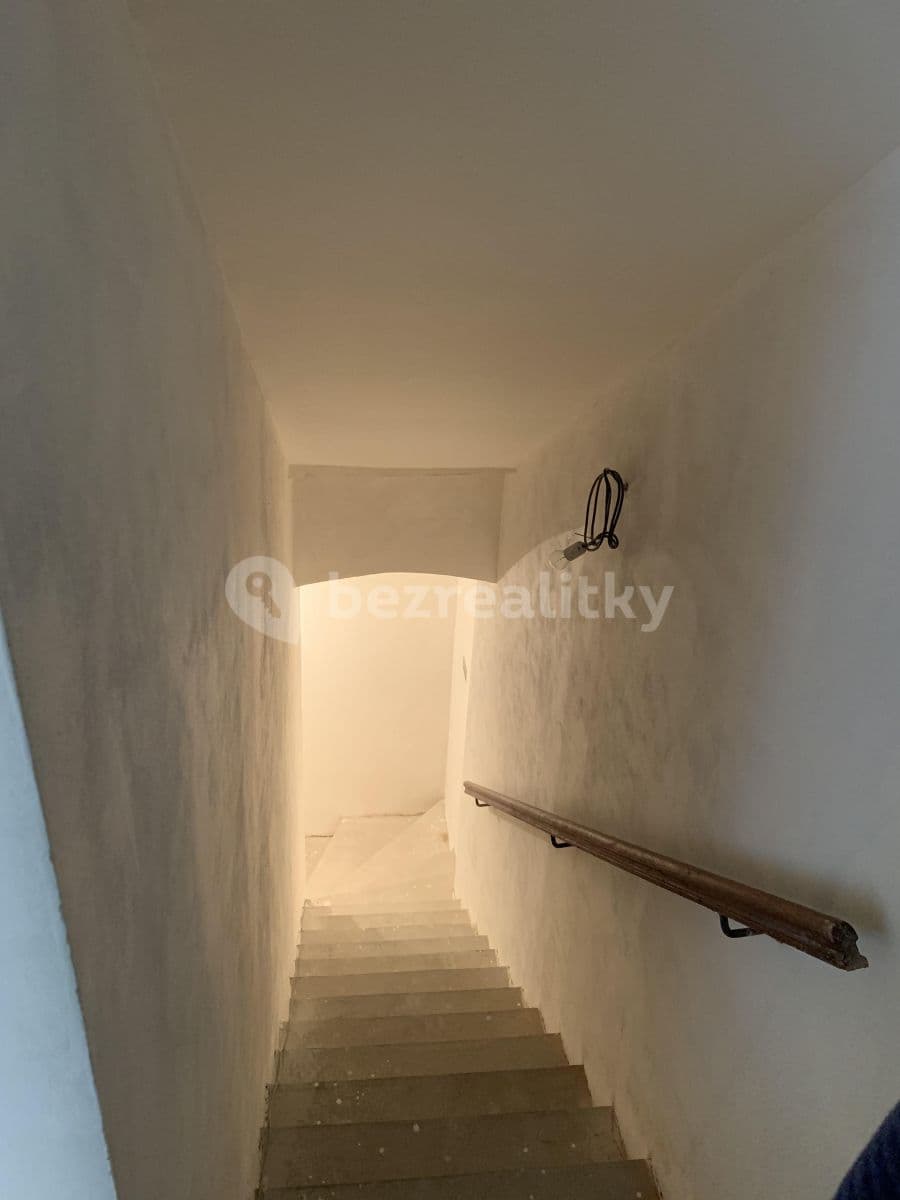 1 bedroom with open-plan kitchen flat to rent, 62 m², Vašatova, Kladno, Středočeský Region 1 bedroom with open-plan kitchen flat to rent, 62 m², Vašatova, Kladno, Středočeský Region