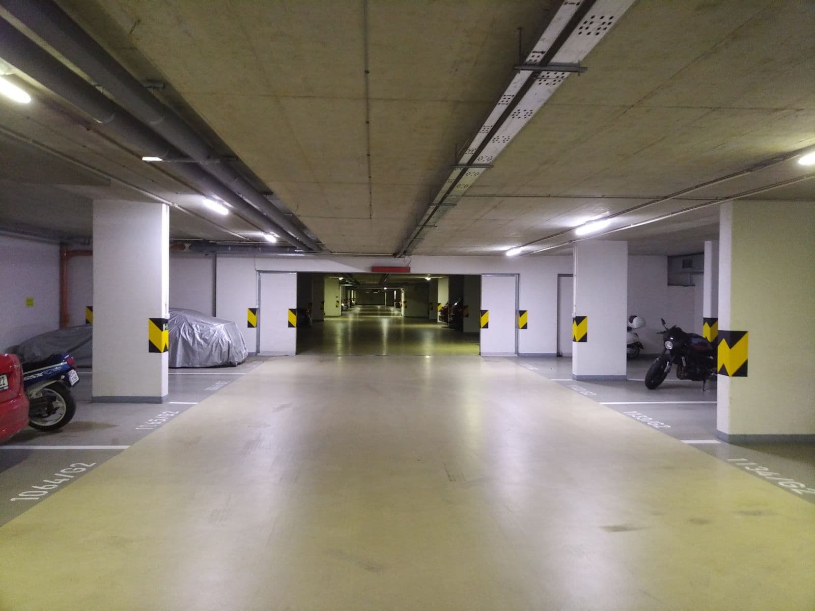 garage to rent, 12 m², Poděbradská, Prague, Prague garage to rent, 12 m², Poděbradská, Prague, Prague