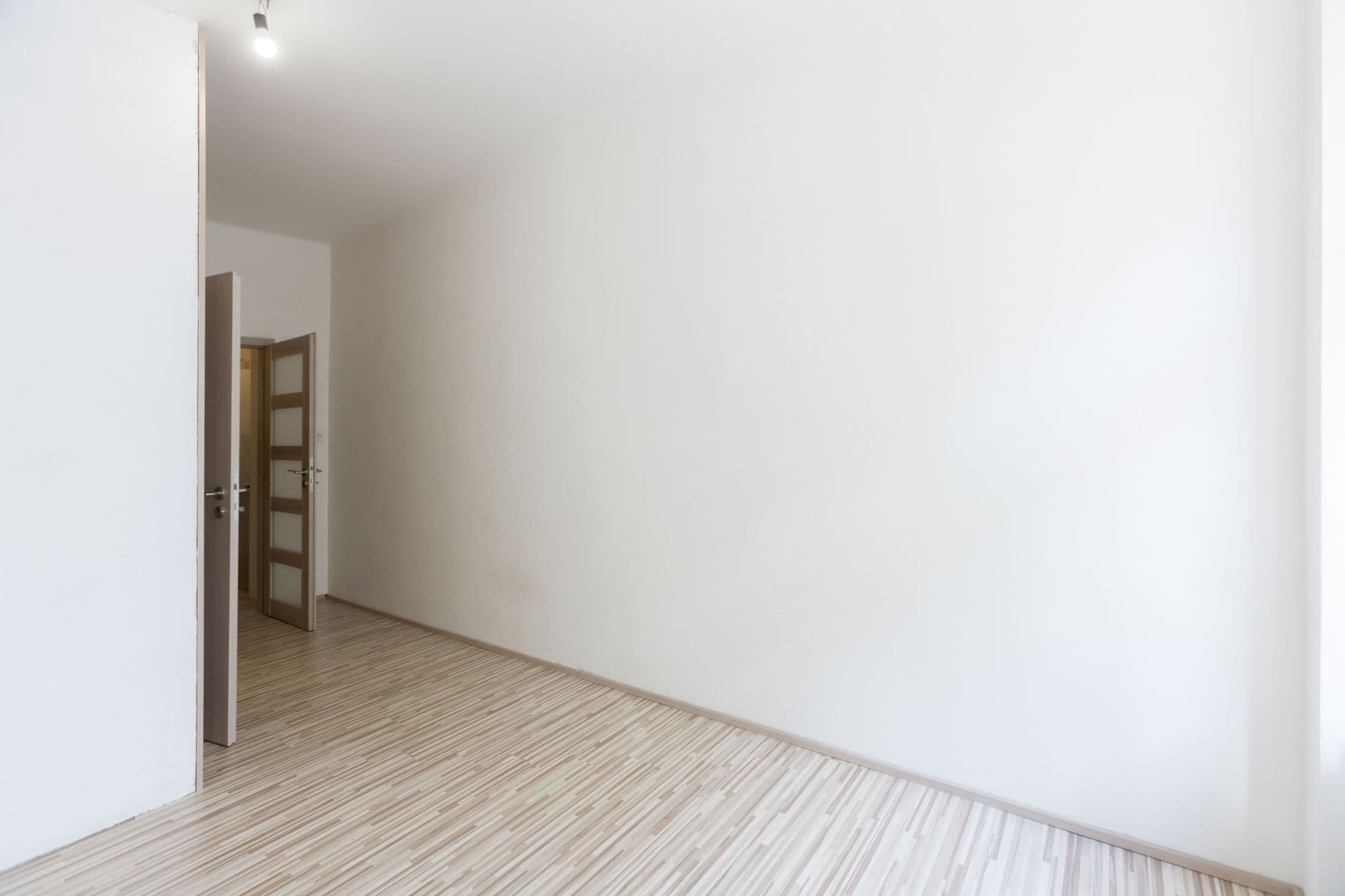 Studio flat to rent, 20 m², Čestmírova, Prague, Prague Studio flat to rent, 20 m², Čestmírova, Prague, Prague
