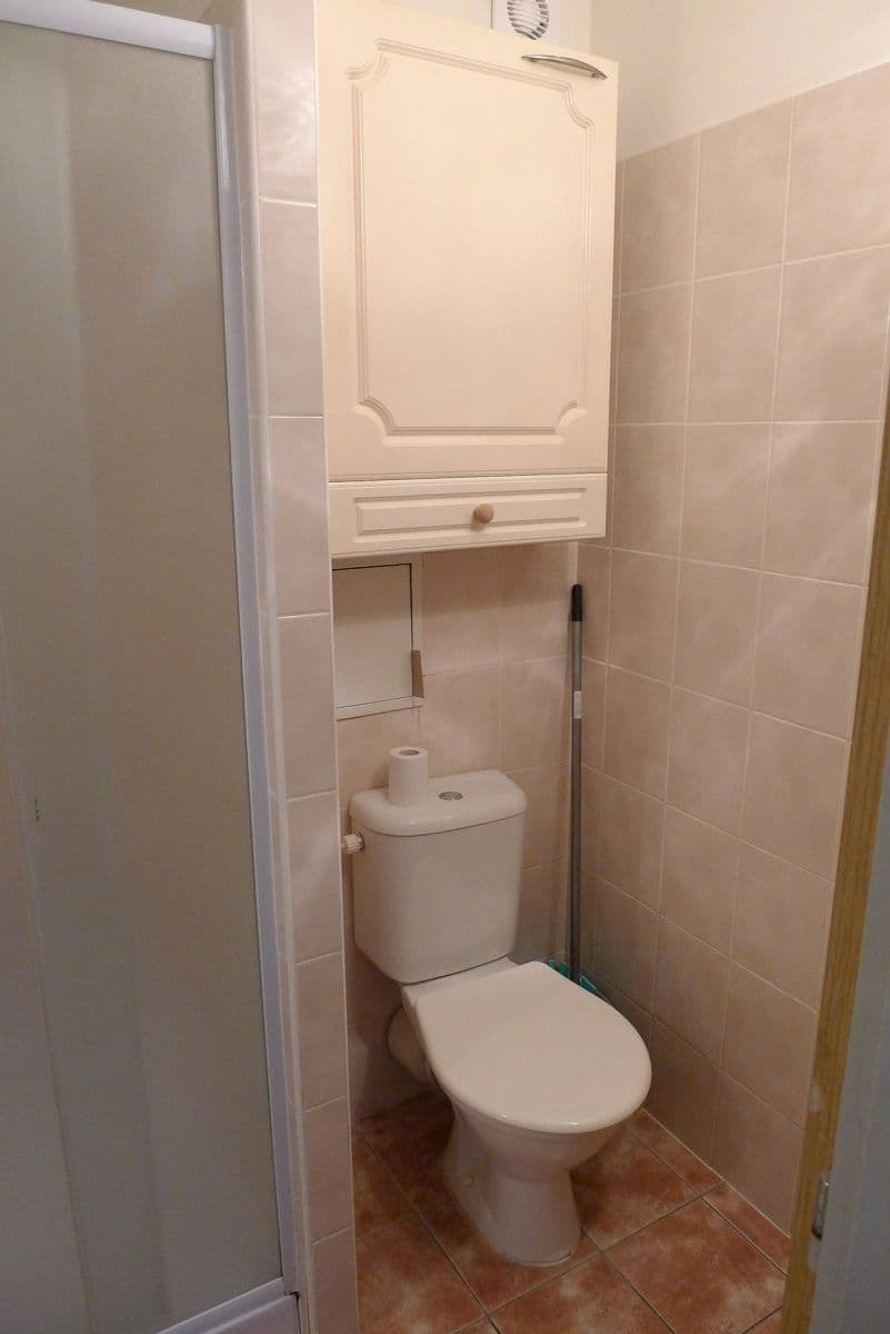 Studio flat to rent, 24 m², třída Generála Píky, Brno, Jihomoravský Region Studio flat to rent, 24 m², třída Generála Píky, Brno, Jihomoravský Region