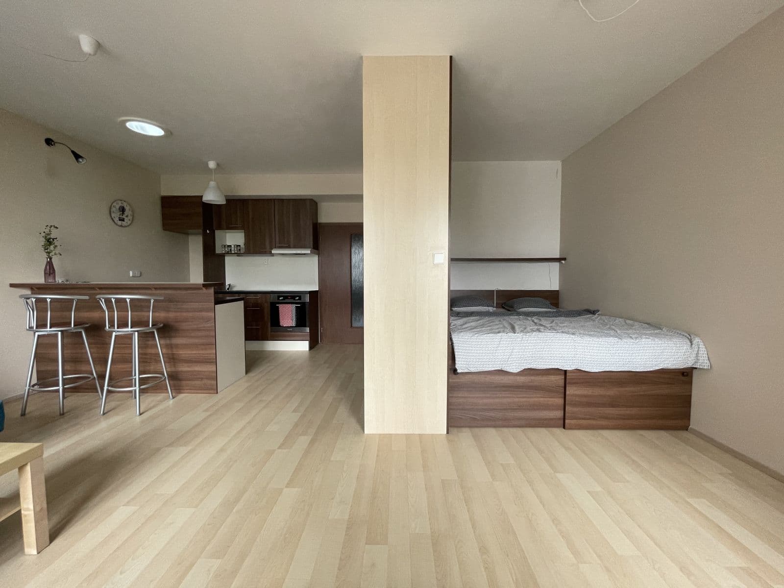 Studio flat to rent, 48 m², Geologická, Prague, Prague Studio flat to rent, 48 m², Geologická, Prague, Prague