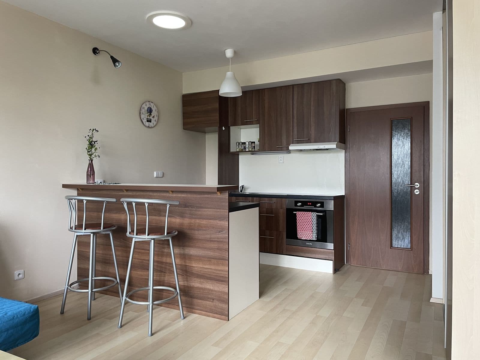 Studio flat to rent, 48 m², Geologická, Prague, Prague Studio flat to rent, 48 m², Geologická, Prague, Prague