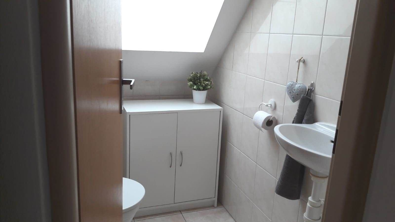 3 bedroom flat to rent, 80 m², Na Okrouhlíku, Prague, Prague 3 bedroom flat to rent, 80 m², Na Okrouhlíku, Prague, Prague
