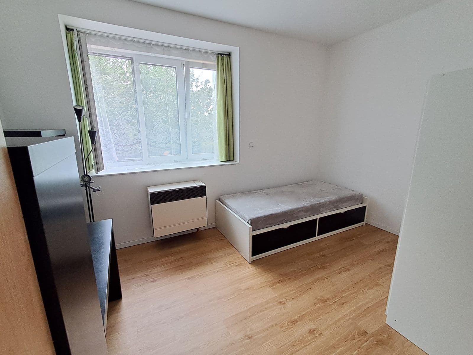 Studio flat to rent, 22 m², Pod Kesnerkou, Prague, Prague Studio flat to rent, 22 m², Pod Kesnerkou, Prague, Prague