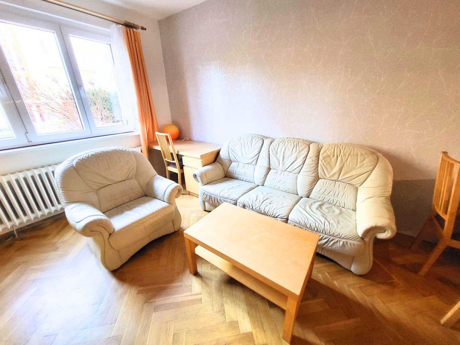 3 bedroom with open-plan kitchen flat to rent, 80 m², Nad Alejí, Prague, Prague 3 bedroom with open-plan kitchen flat to rent, 80 m², Nad Alejí, Prague, Prague