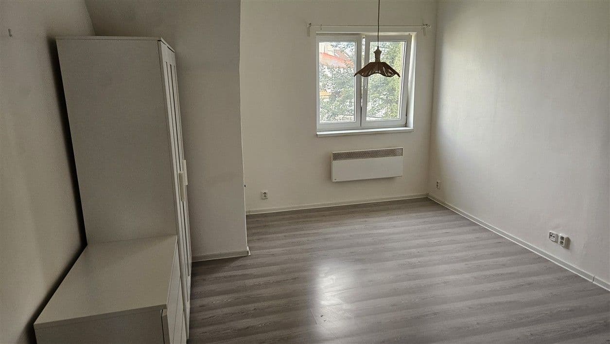 Studio flat to rent, 21 m², Šárecká, Prague, Prague Studio flat to rent, 21 m², Šárecká, Prague, Prague