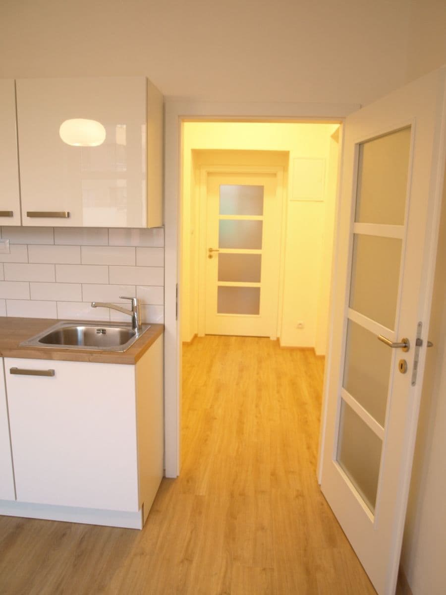 1 bedroom flat to rent, 48 m², Pod Školou, Prague, Prague 1 bedroom flat to rent, 48 m², Pod Školou, Prague, Prague