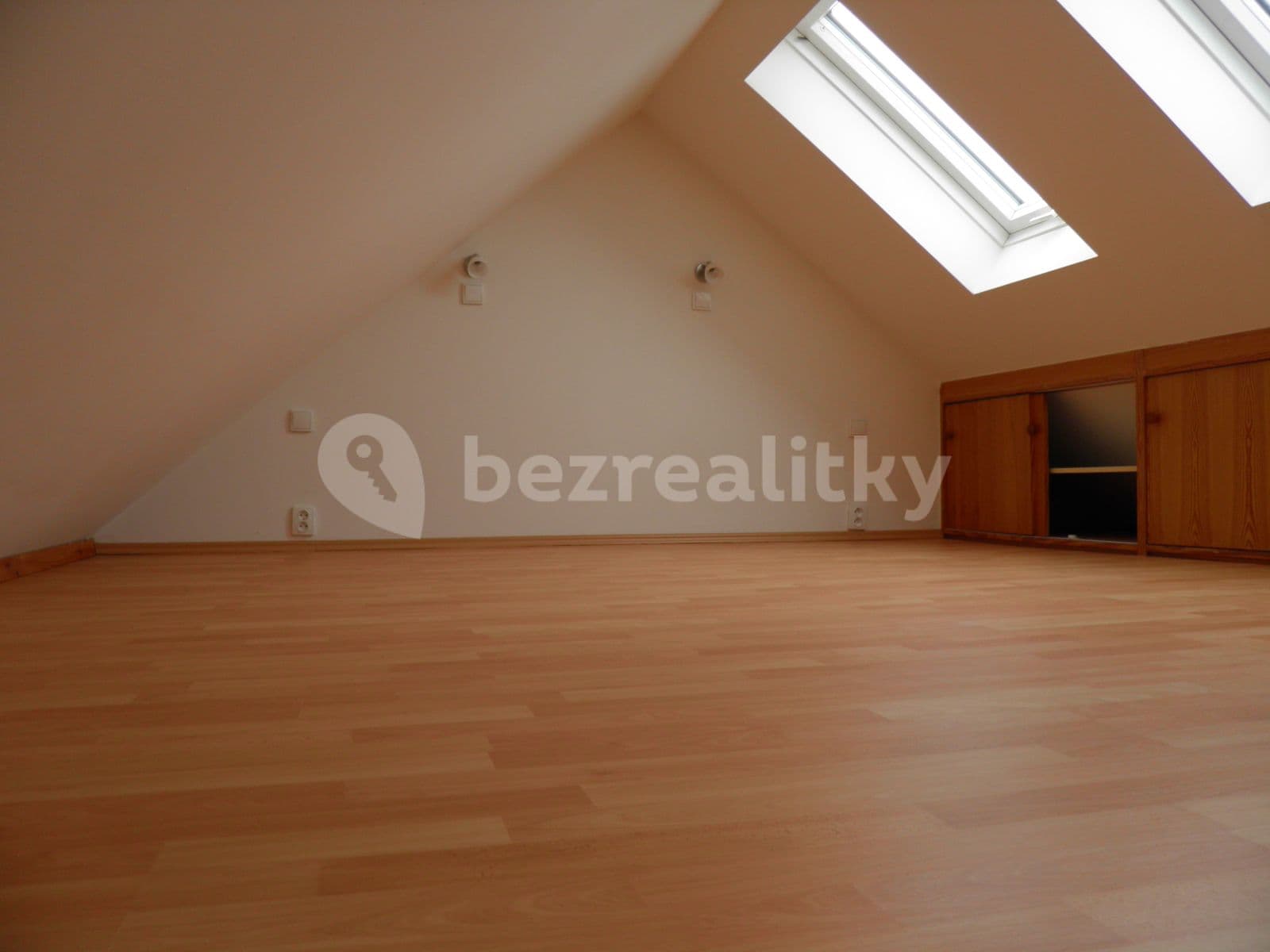 2 bedroom with open-plan kitchen flat to rent, 132 m², Vančurova, Karlovy Vary, Karlovarský Region 2 bedroom with open-plan kitchen flat to rent, 132 m², Vančurova, Karlovy Vary, Karlovarský Region