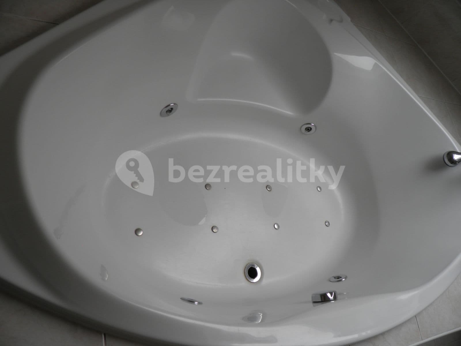 2 bedroom with open-plan kitchen flat to rent, 132 m², Vančurova, Karlovy Vary, Karlovarský Region 2 bedroom with open-plan kitchen flat to rent, 132 m², Vančurova, Karlovy Vary, Karlovarský Region