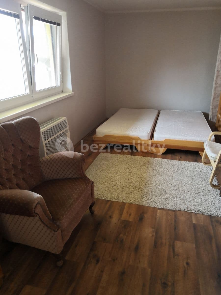 3 bedroom with open-plan kitchen flat to rent, 104 m², U Sokolovny, Zlín, Zlínský Region 3 bedroom with open-plan kitchen flat to rent, 104 m², U Sokolovny, Zlín, Zlínský Region